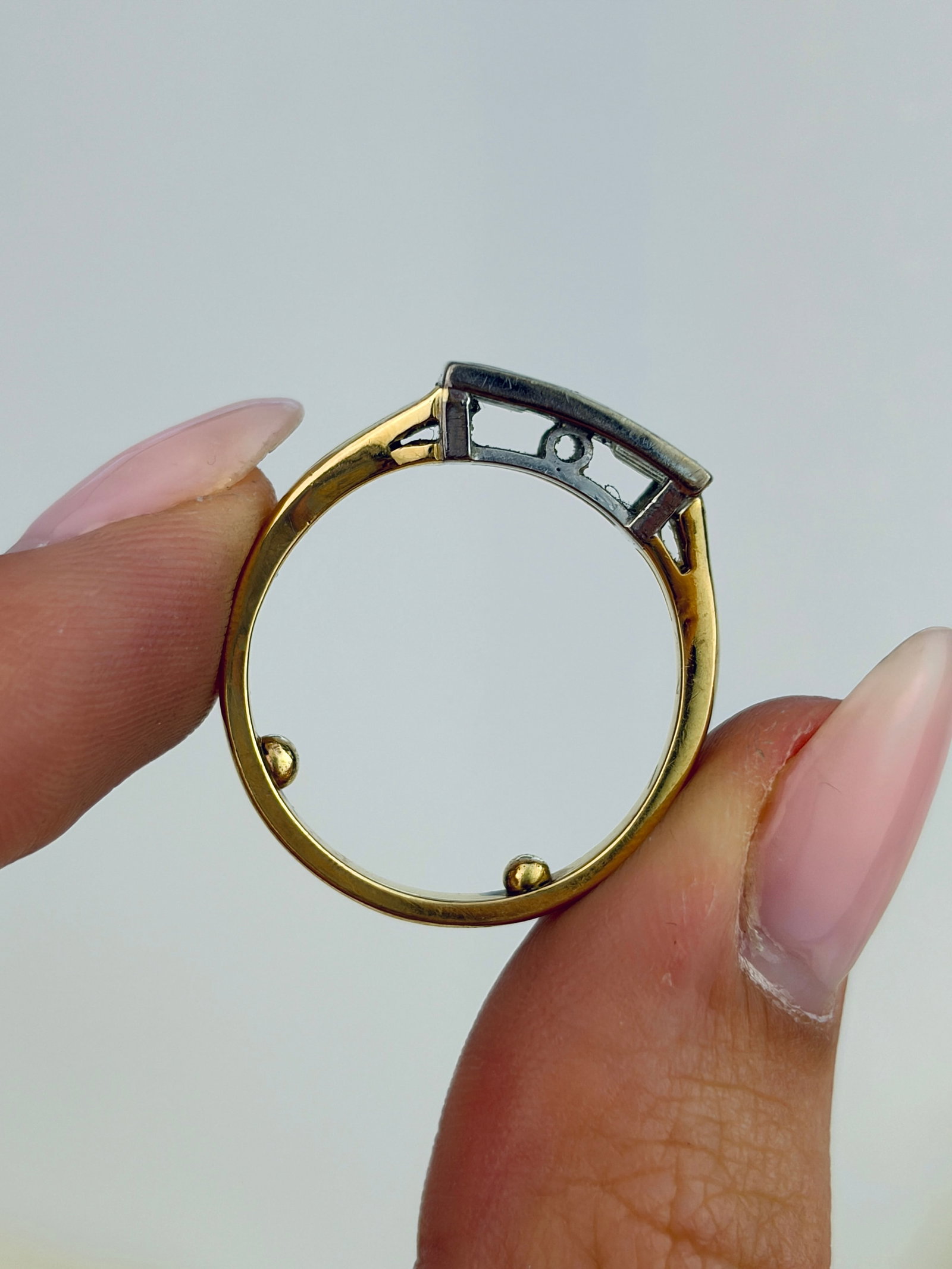 VINTAGE 18CT GOLD DIAMOND AND RED ENAMEL ST GEORGE'S FLAG RING - 6