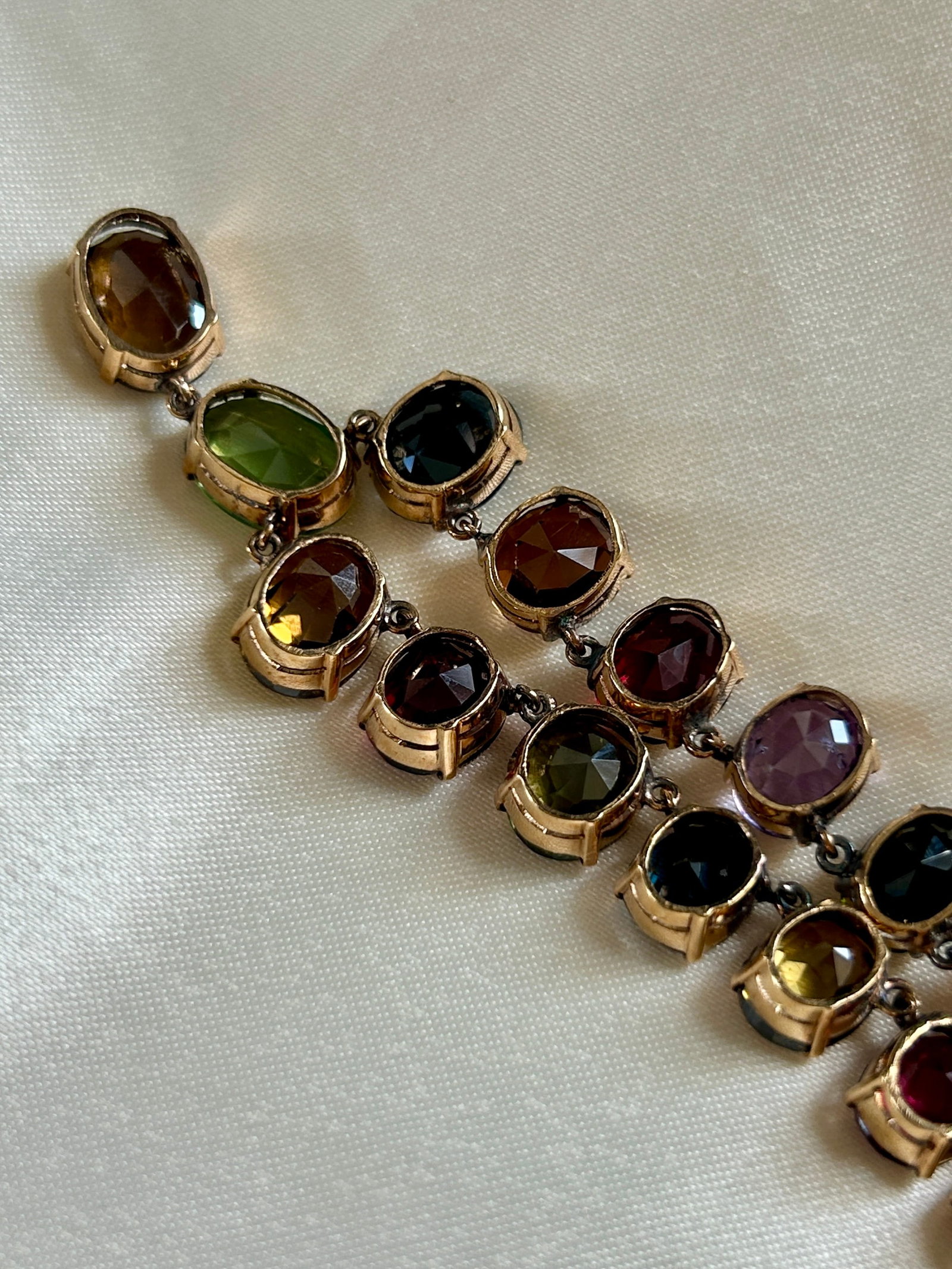Antique C.1910 18ct Yellow Gold Multigem Necklace with Tourmaline, Iolite, Sapphire, Spinel, Quartz - 6