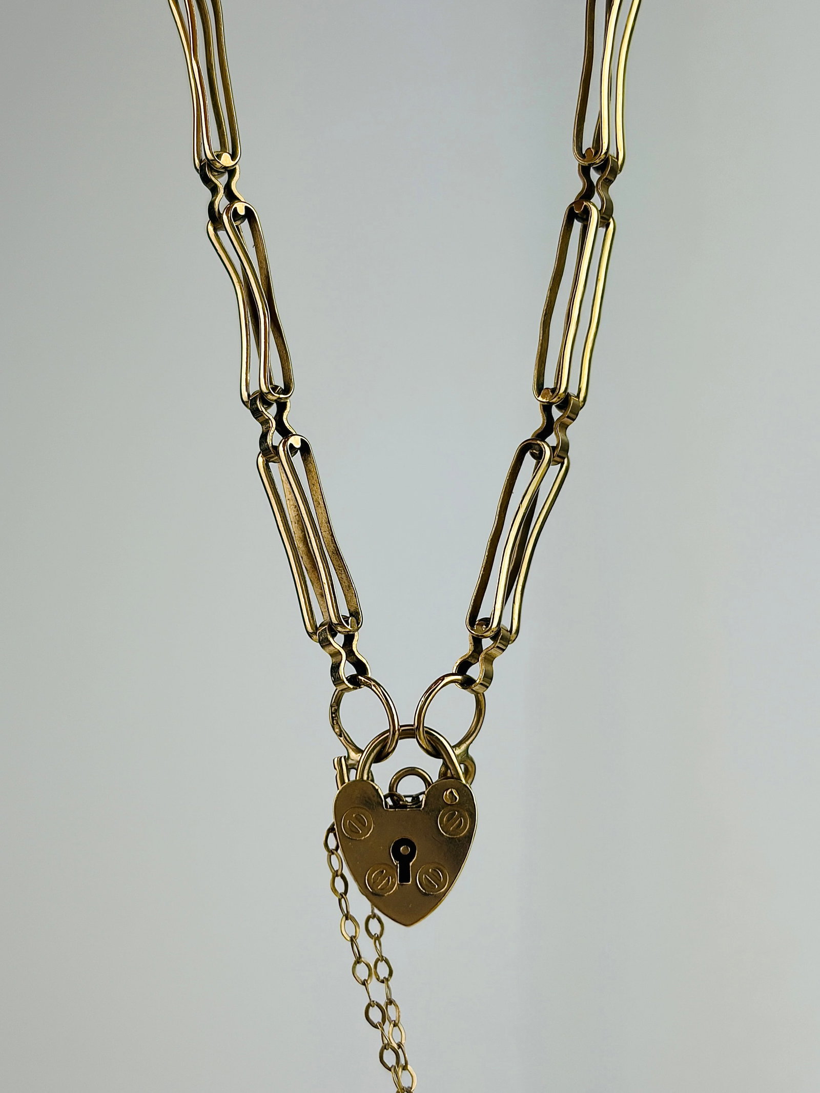 Vintage C.1990 Gate Link Bracelet with a Heart Padlock Clasp (1 of 10)