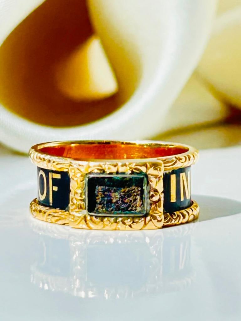 Antique 18ct Yellow Gold Black Enamel In Memory Of Band Ring: Antique 18ct Yellow Gold Black Enamel In Memory Of Band Ring inscribed “ Marjorie 6th Feb 1893 died 25th June 1907” measurements size UK Q US