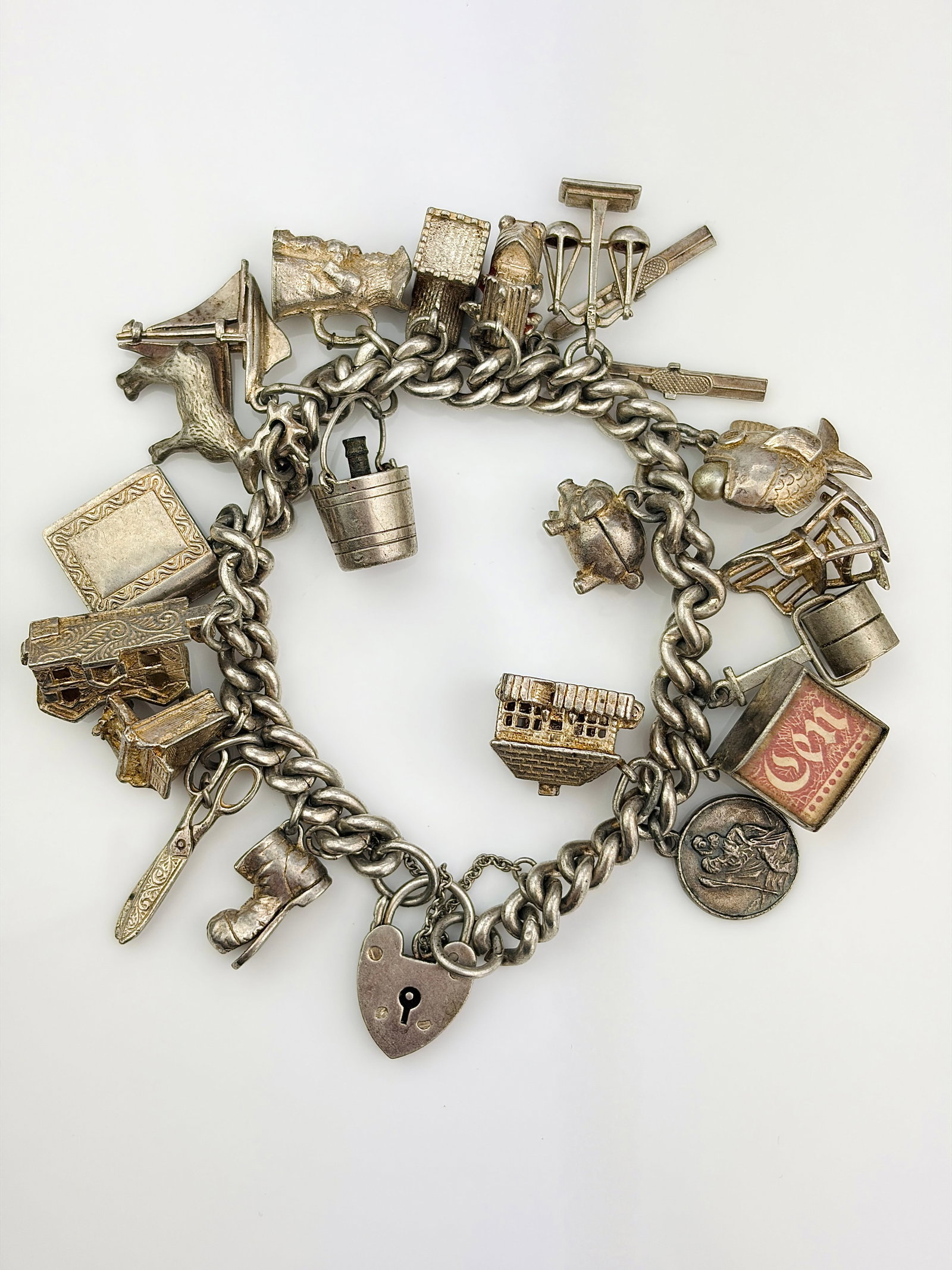 VINTAGE HEAVY RARE OPENING CHARMS SILVER BRACELET INC CHURCH / PIGGY BANK / NOAHS ARK (1 of 5)