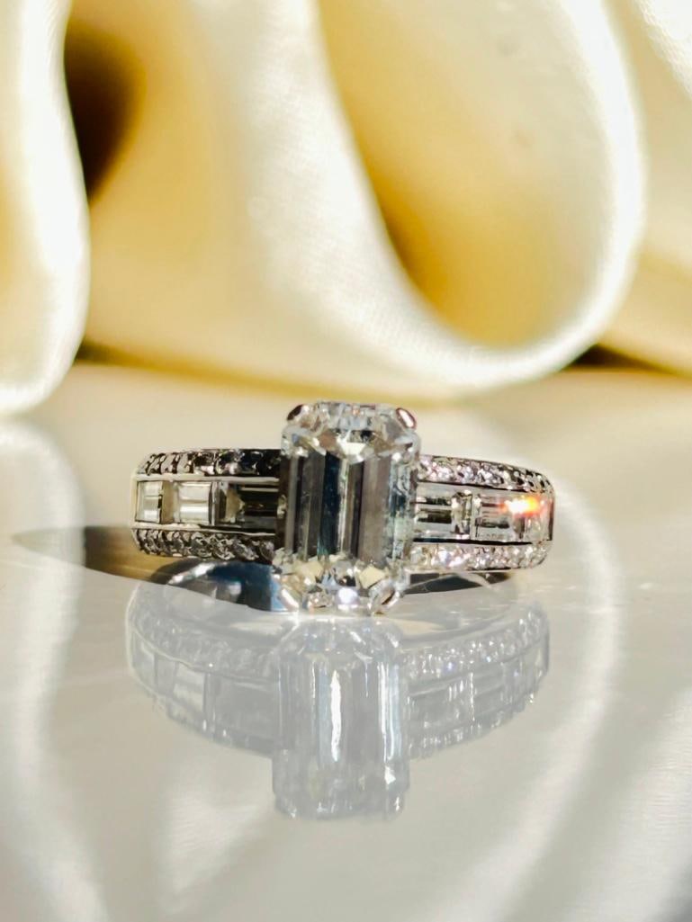 Huge 3.10ct Diamond Ring in White Gold (1 of 12)