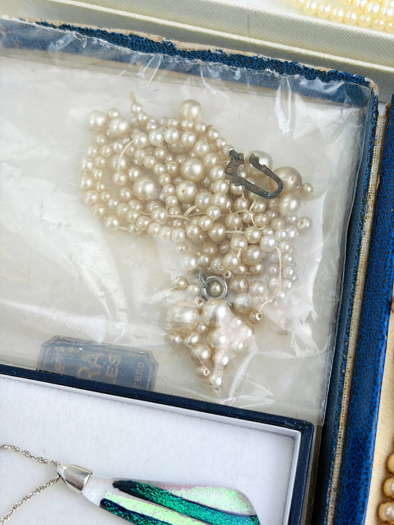 MIXED LOT Boxed Necklaces - 3