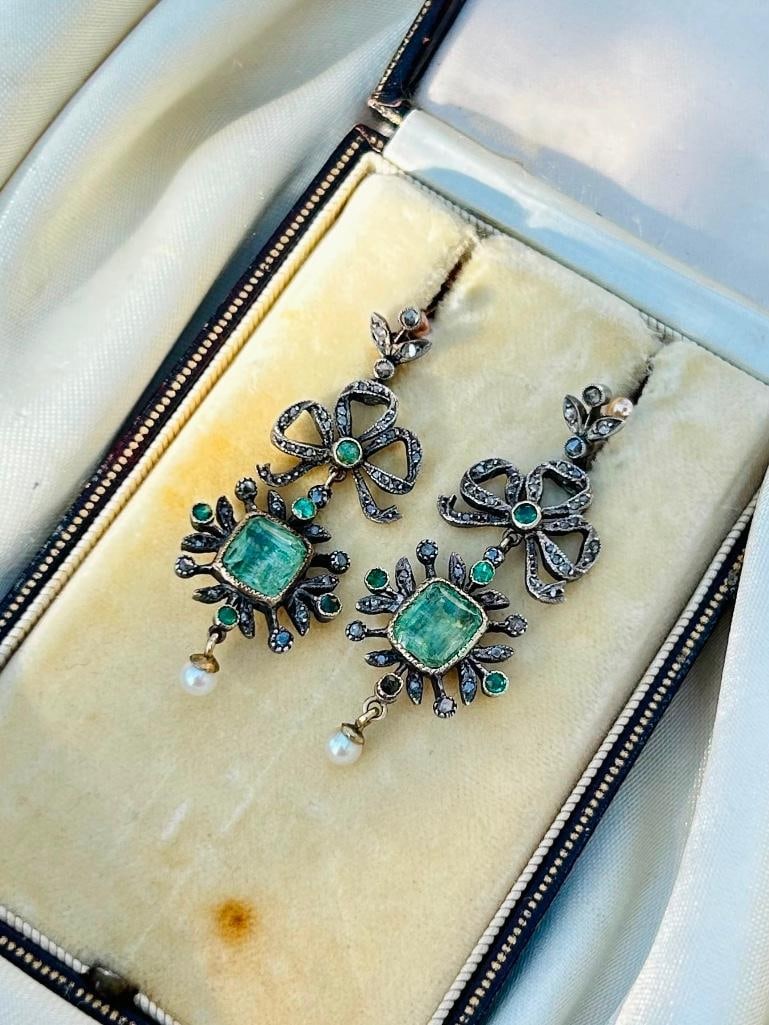 Antique Large Diamond Drop Earrings in Gold - Antique Fitted Box - 12