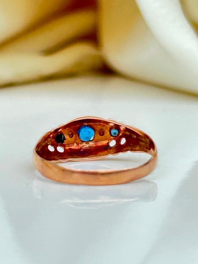 Sweet 9ct Gold Sapphire and Diamond 5 Stone Ring - 6