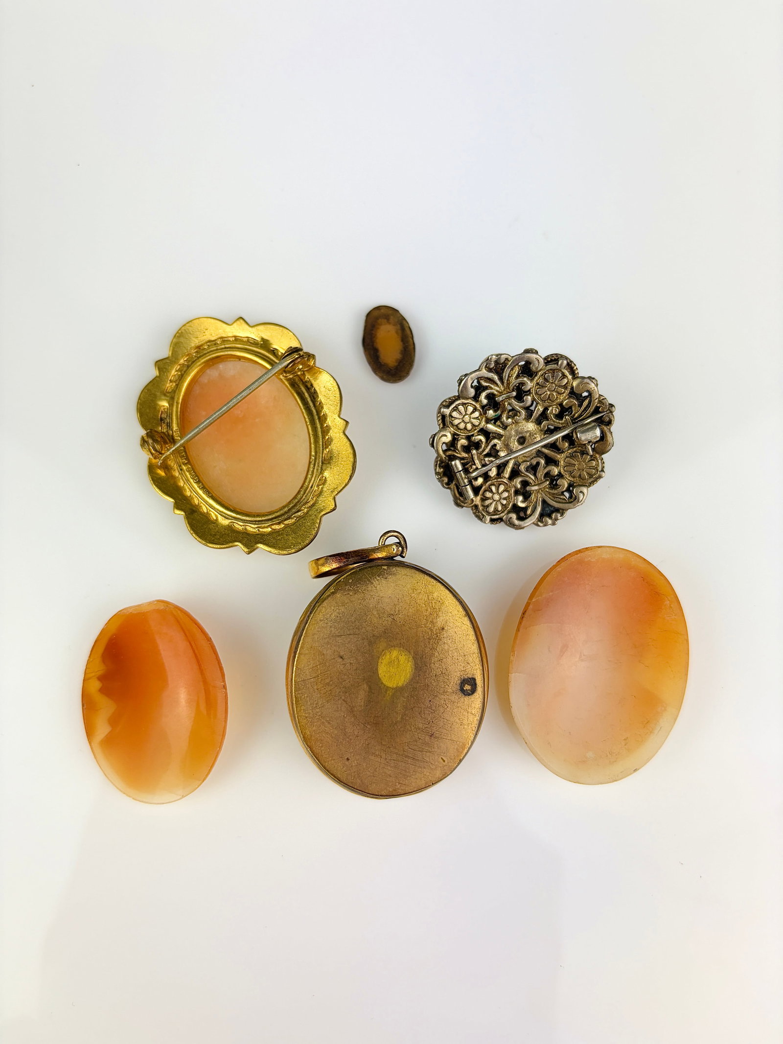 mixed lot cameos - 2