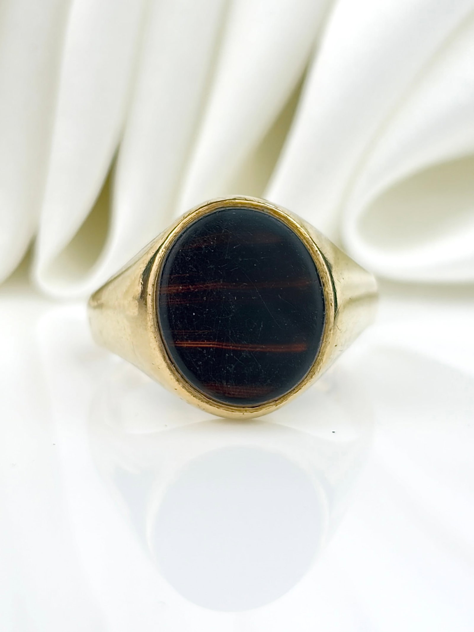 VINTAGE CHUNKY 9CT YELLOW GOLD BLOODSTONE SIGNET RING (1 of 10)
