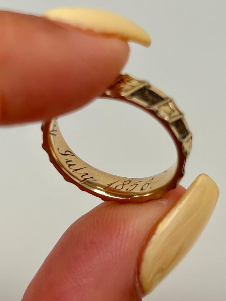 Antique c.1856 Inscribed Gold Hair Memorial Band Ring - 5