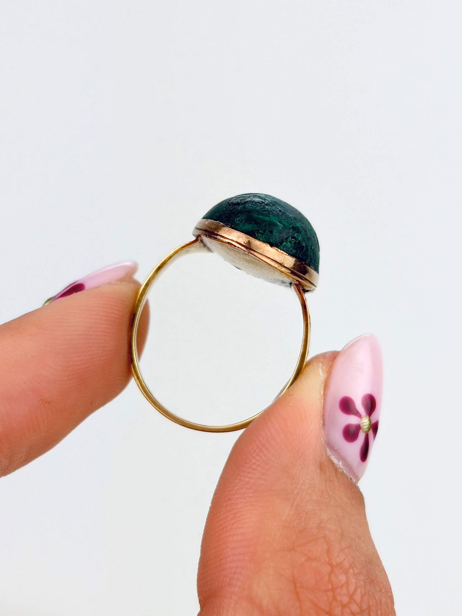 ANTIQUE GEORGIAN C.1783 GREEN STONE RING IN GOLD - 7