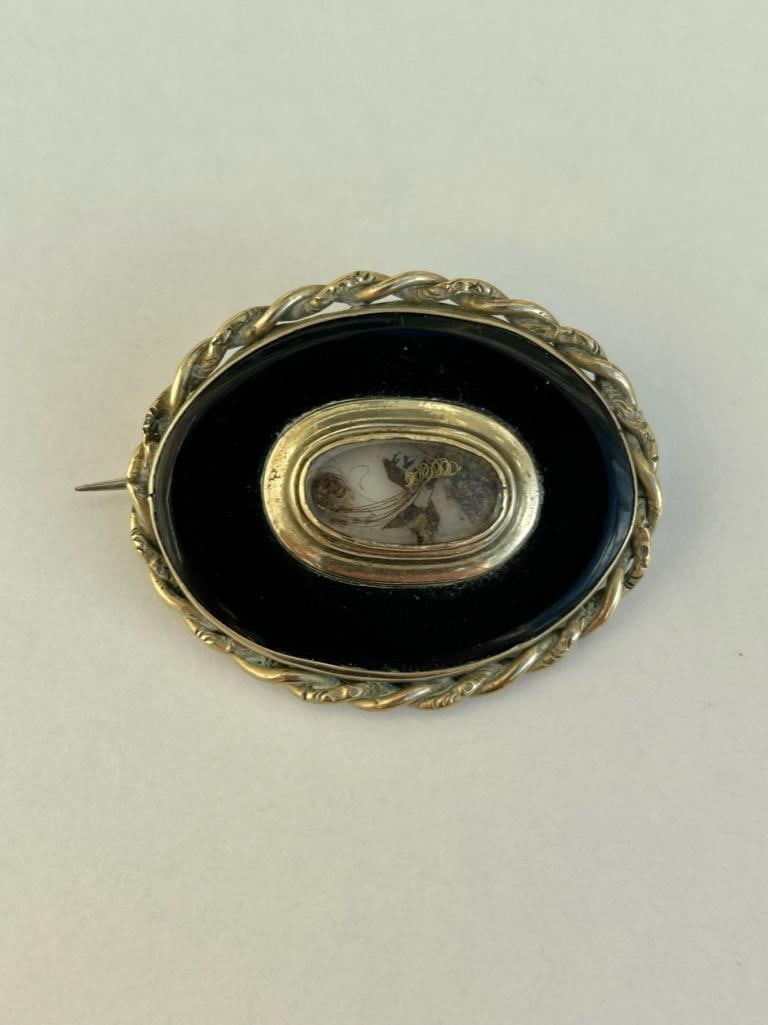 Large Yellow Metal Mourning Brooch with Locket Front - 3