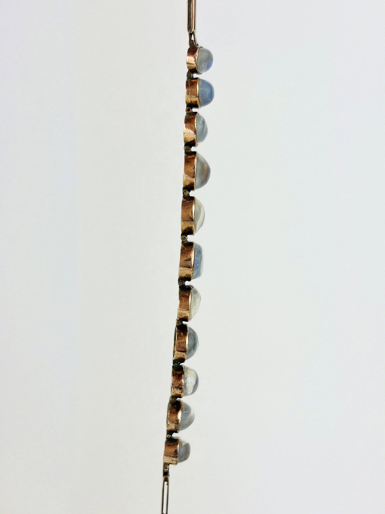 ANTIQUE GOLD CABOCHON MOONSTONE LINE BRACELET - 5