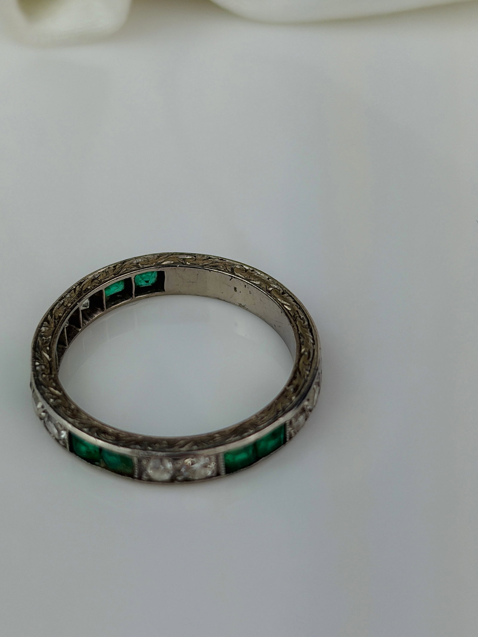 wonderful 18ct white gold emerald and diamond eternity band style ring - 4