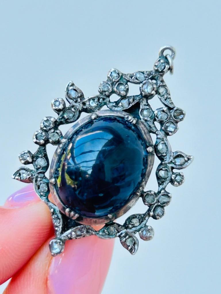 Chunky Antique Cabochon Garnet and Rose Cut Diamond Carbuncle c.1850 Brooch / Pendant - 5