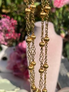 18ct Yellow Gold Ball and Infinity Link Chain Necklace - 3