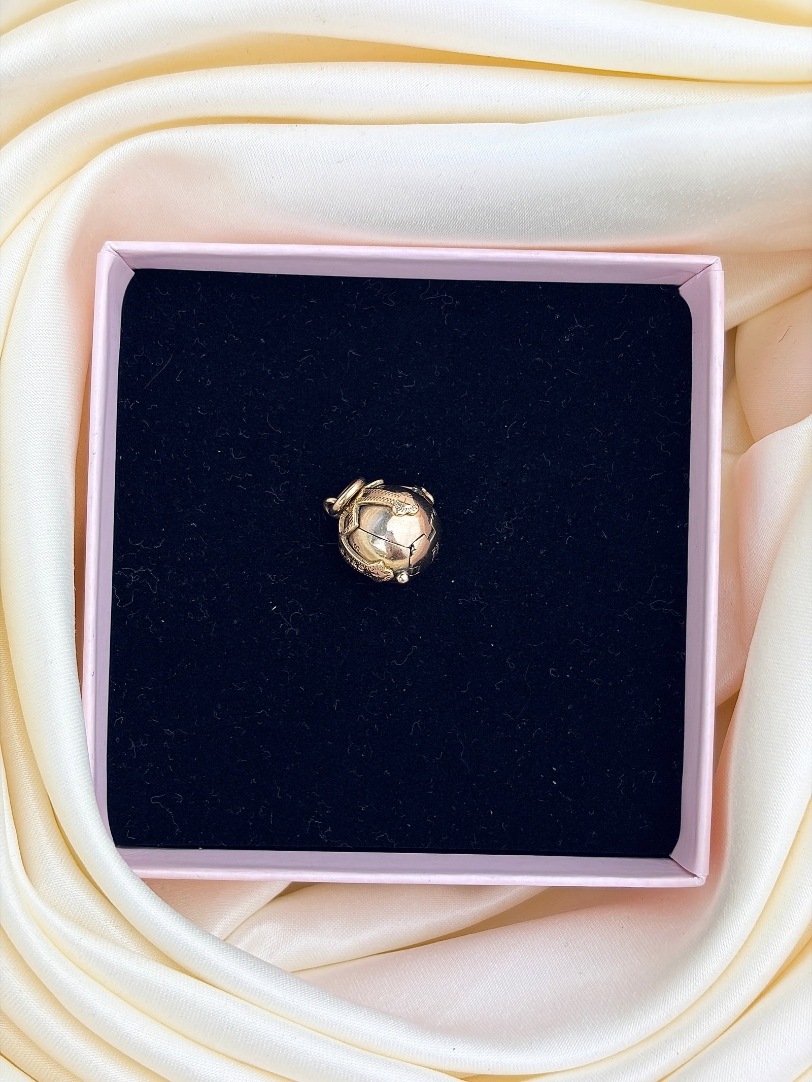 ANTIQUE 9CT GOLD ON SILVER MASONIC ORB BALL PENDANT - 6