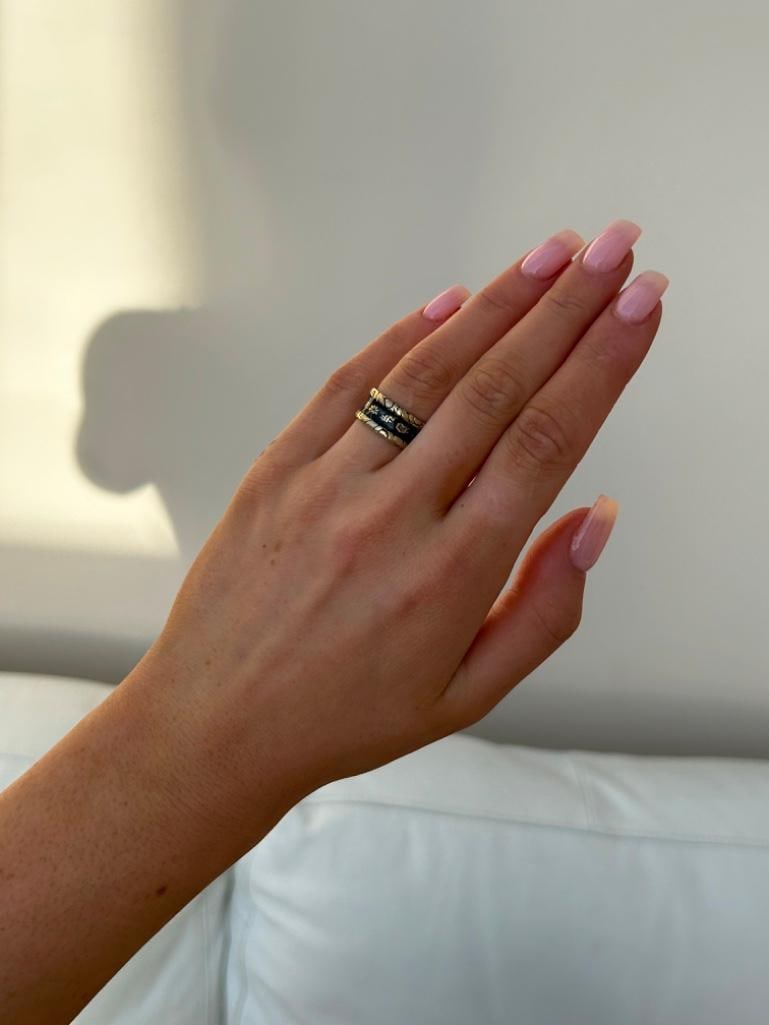 Antique 18ct Yellow Gold Wide Enamel Mourning Band Ring C.1823 - 2