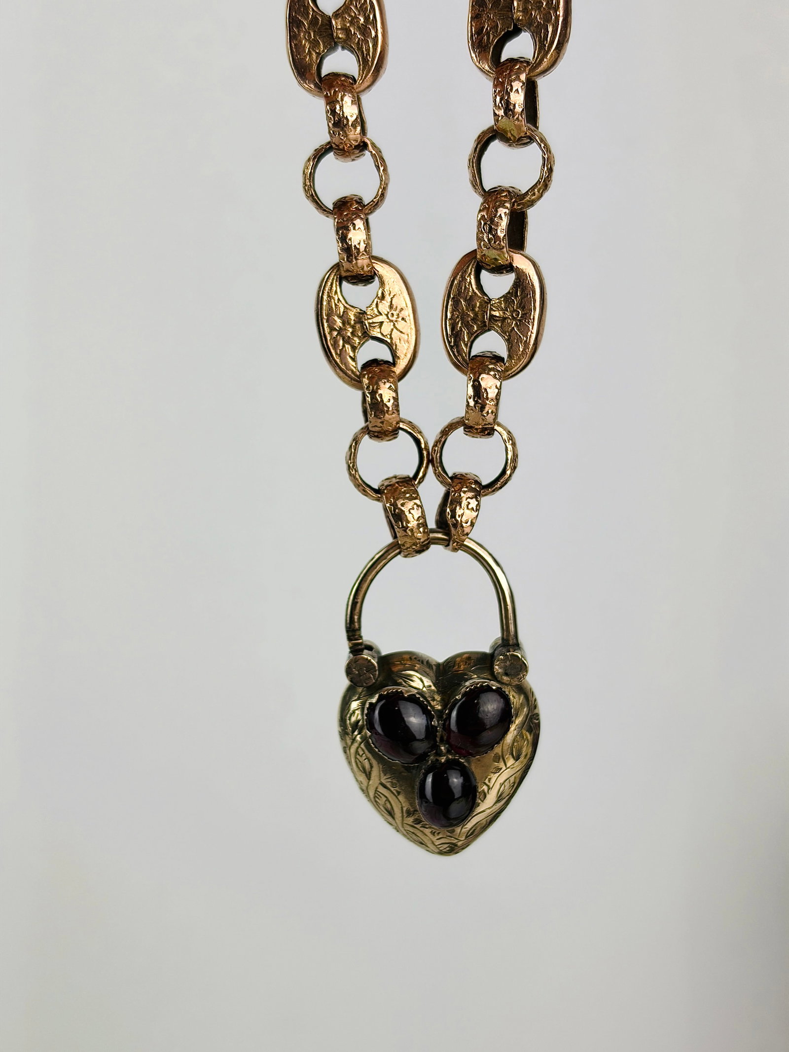 Antique cabochon garnet chunky gold locket back padlock bracelet - 2