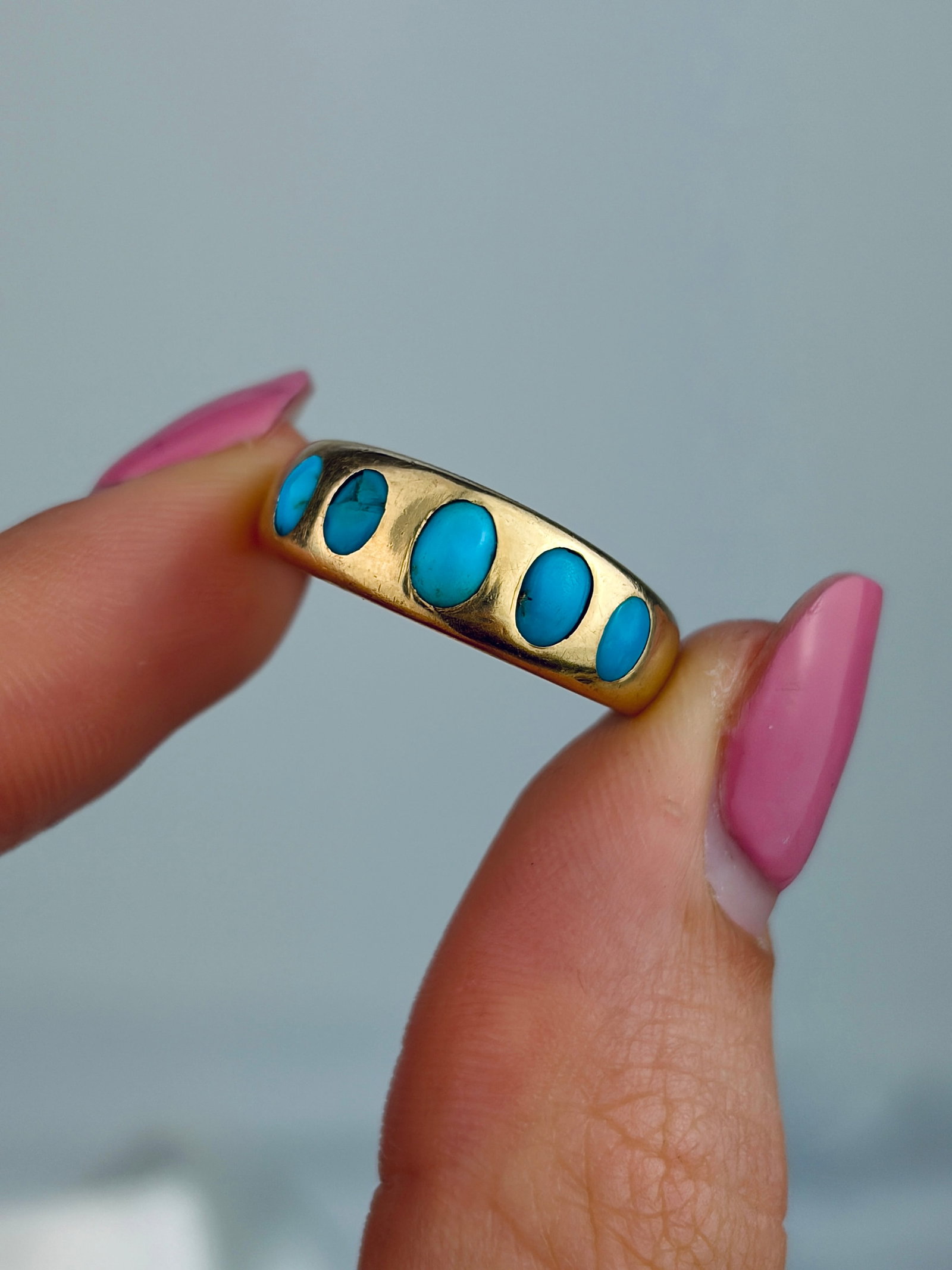 ANTIQUE 18CT YELLOW GOLD TURQUOISE 5 STONE RING - 5
