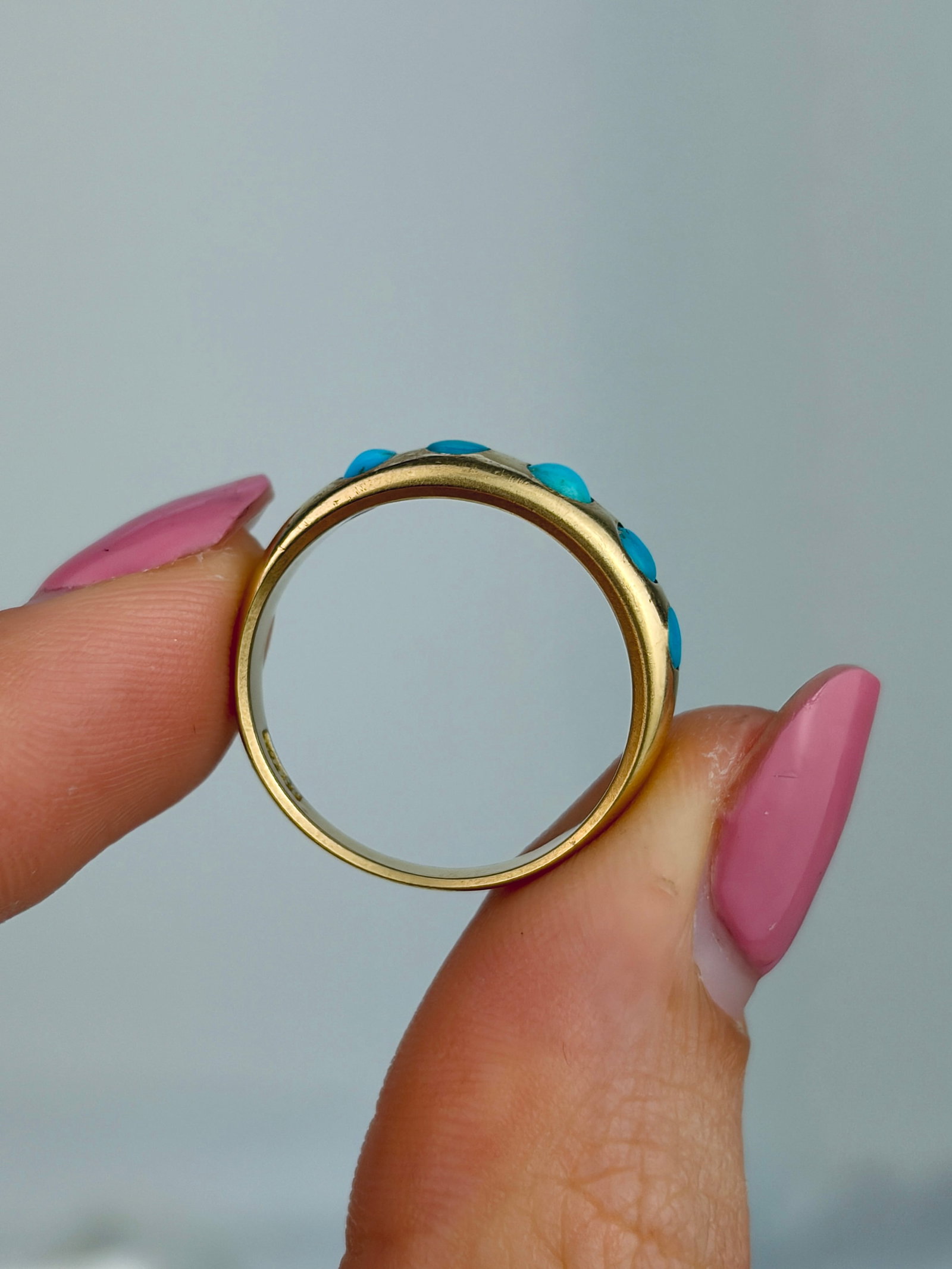 ANTIQUE 18CT YELLOW GOLD TURQUOISE 5 STONE RING - 6