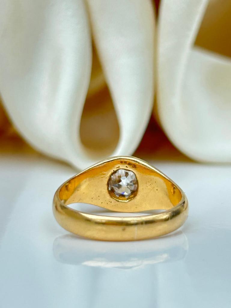 Antique 18ct Yellow Gold Chunky .85pt Diamond Belcher Ring - 6