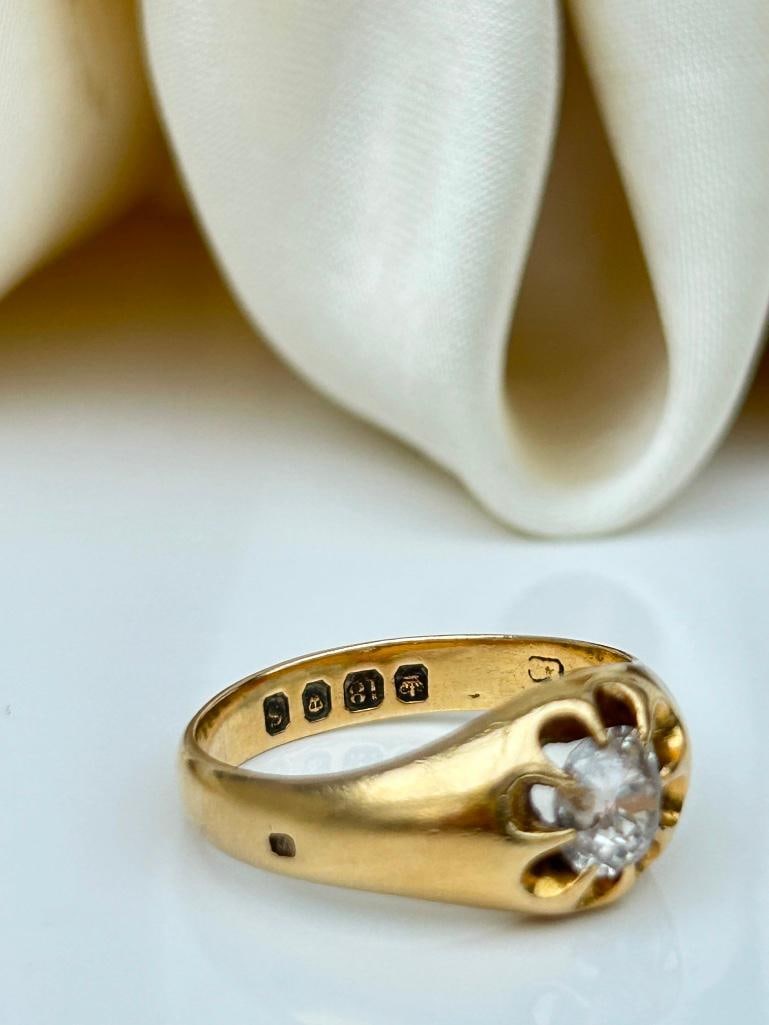 Antique 18ct Yellow Gold Chunky .85pt Diamond Belcher Ring - 7