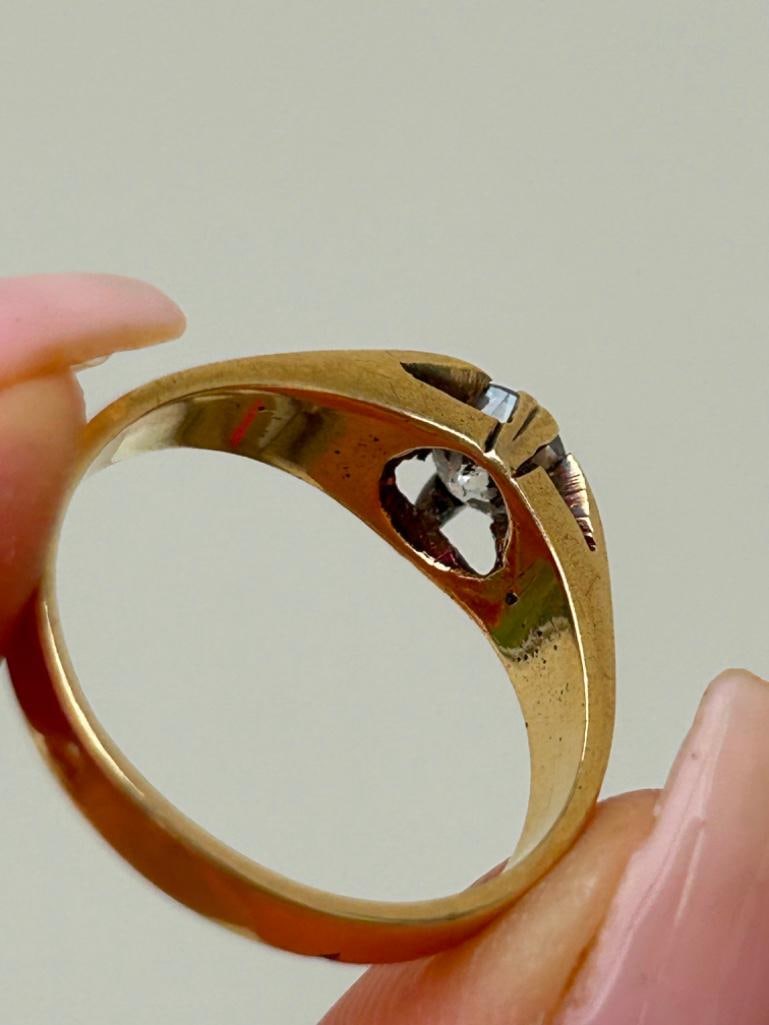 Antique 18ct Yellow Gold Diamond Belcher Ring 75pts - 8