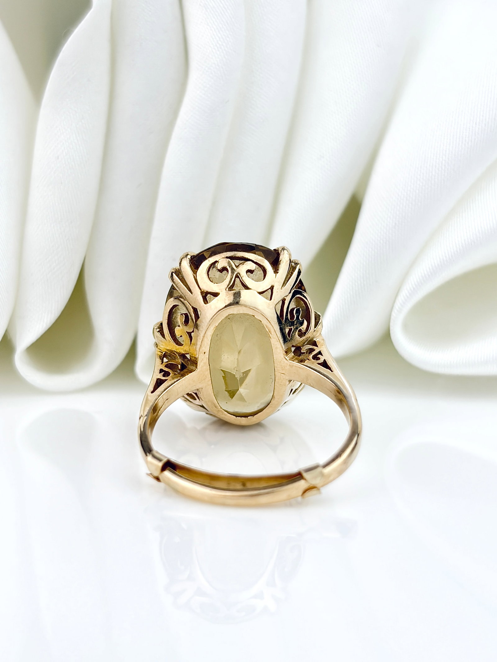 LARGE VINTAGE 9CT YELLOW GOLD CITRINE COCKTAIL RING - 4
