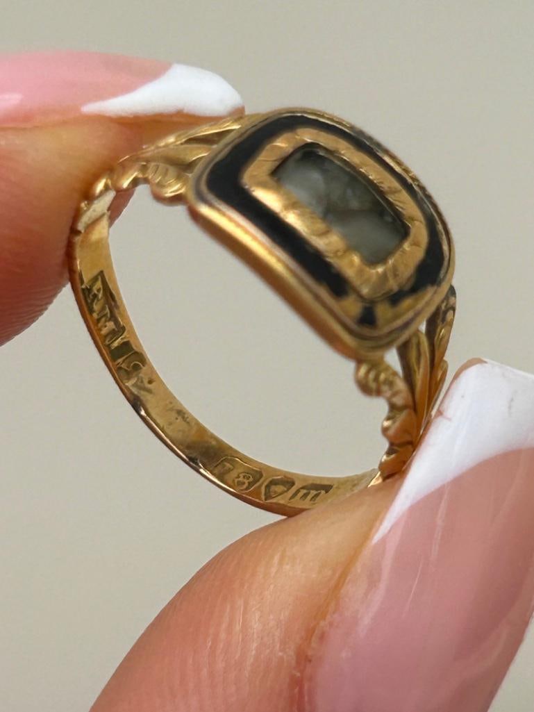 Antique c1827 18ct Yellow Gold Enamel Mourning Band Ring - 4