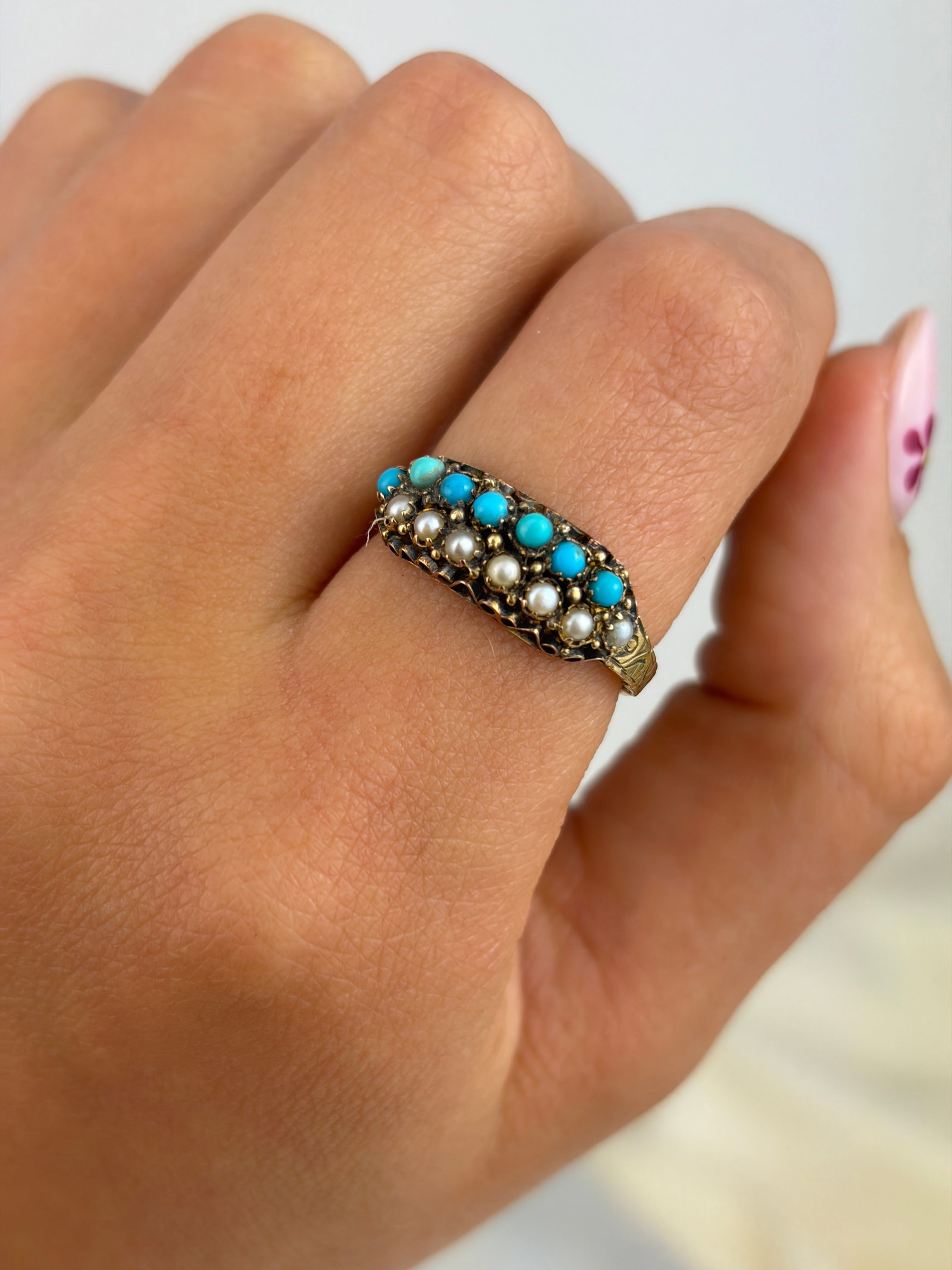 ANTIQUE 15CT GOLD TURQUOISE AND PEARL DOUBLE ROW RING - 8