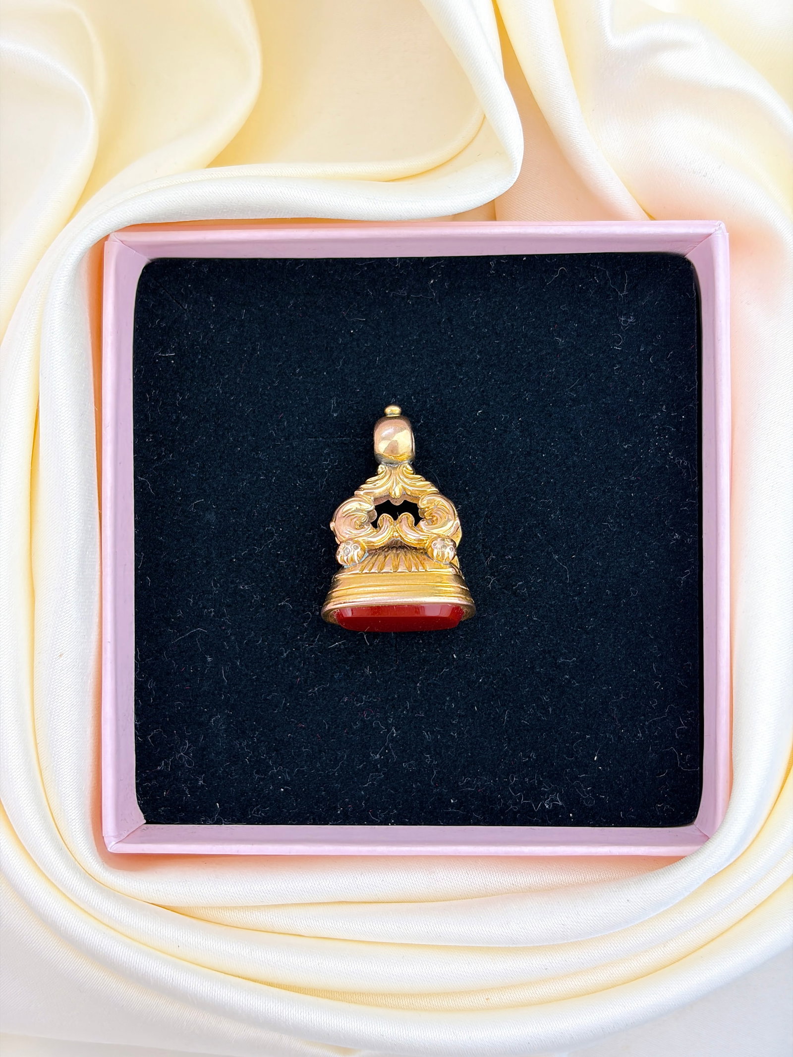 ANTIQUE GOLD CASED CARNELIAN FOB PENDANT - 6