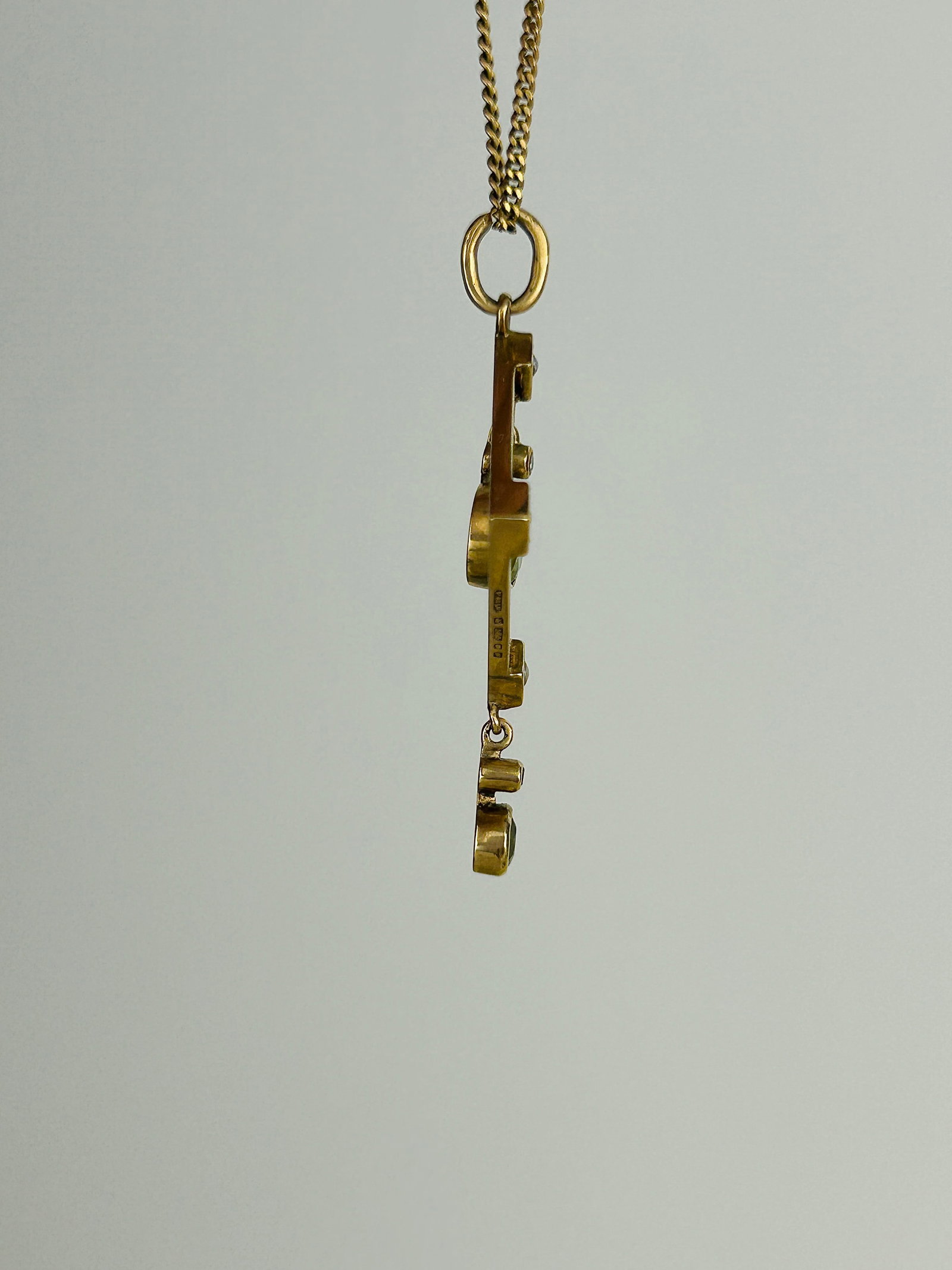 Vintage 9ct Gold Peridot and Pearl Pendant - 3