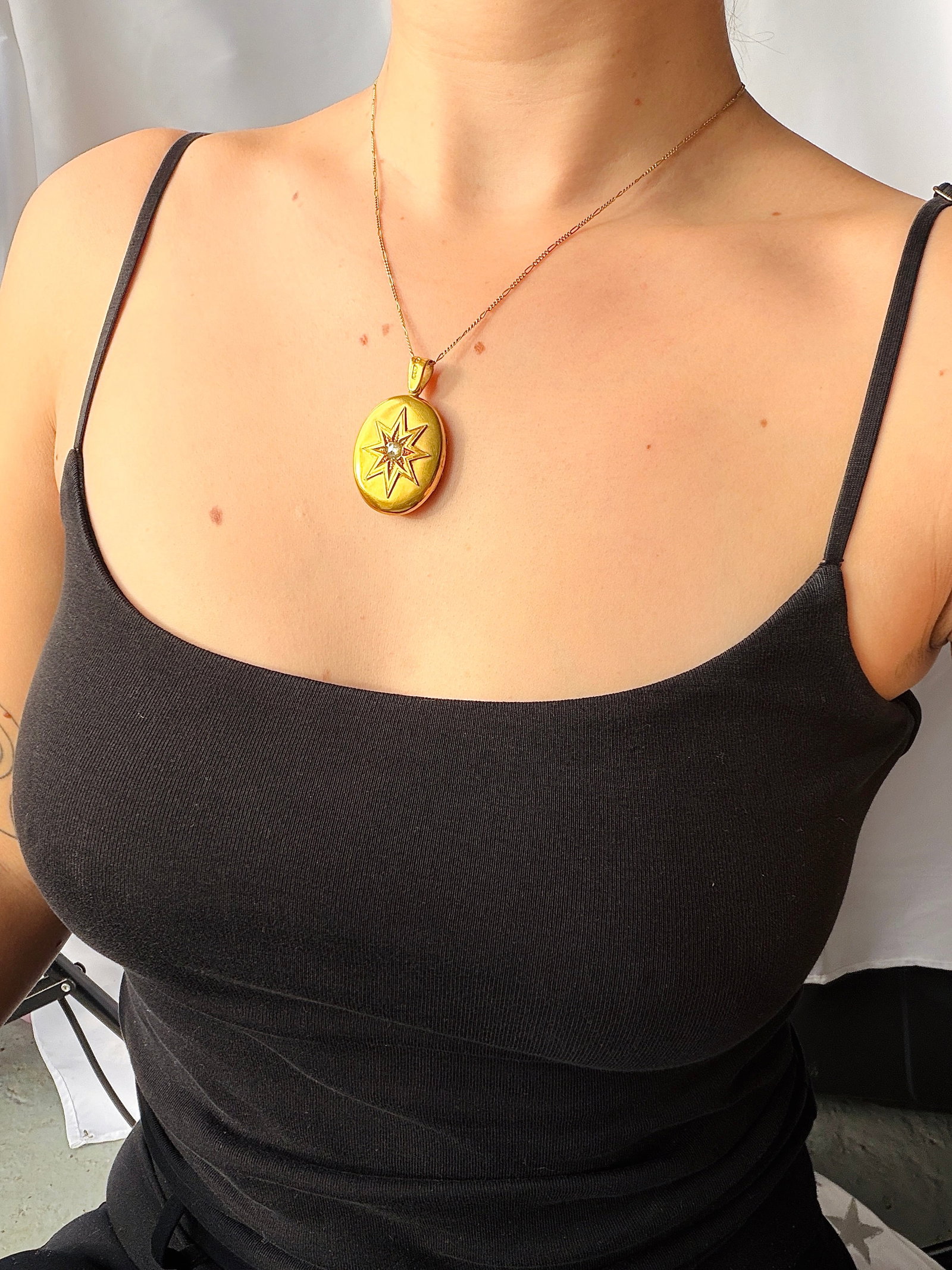 antique 18ct yellow gold star locket with large rose cut diamond pendant - 10