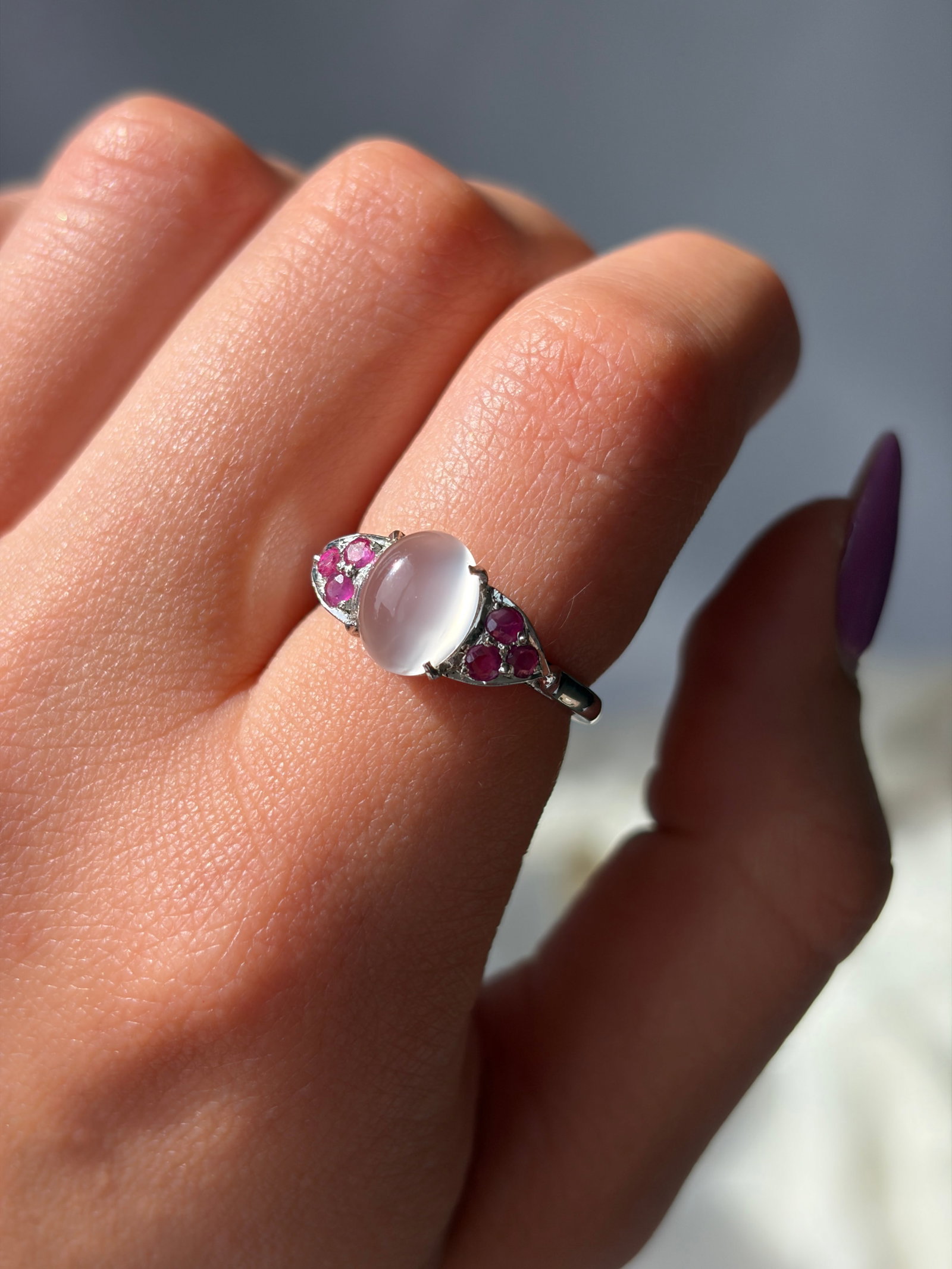 CABOCHON MOONSTONE AND RUBY RING IN SILVER - 4