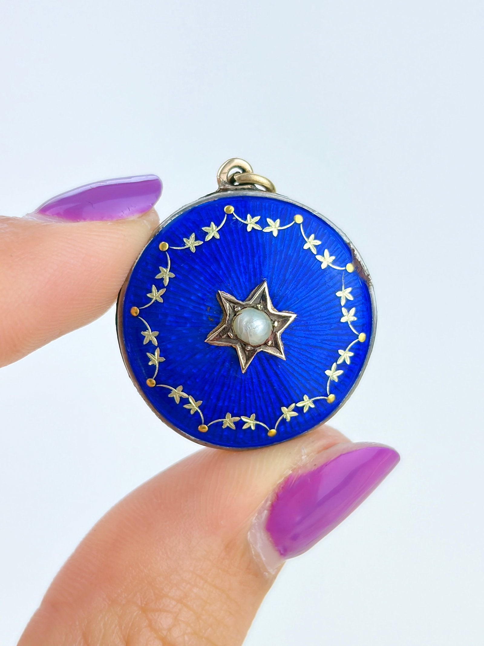 ANTIQUE GOLD AND ENAMEL STAR LOCKET PENDANT AF - 3