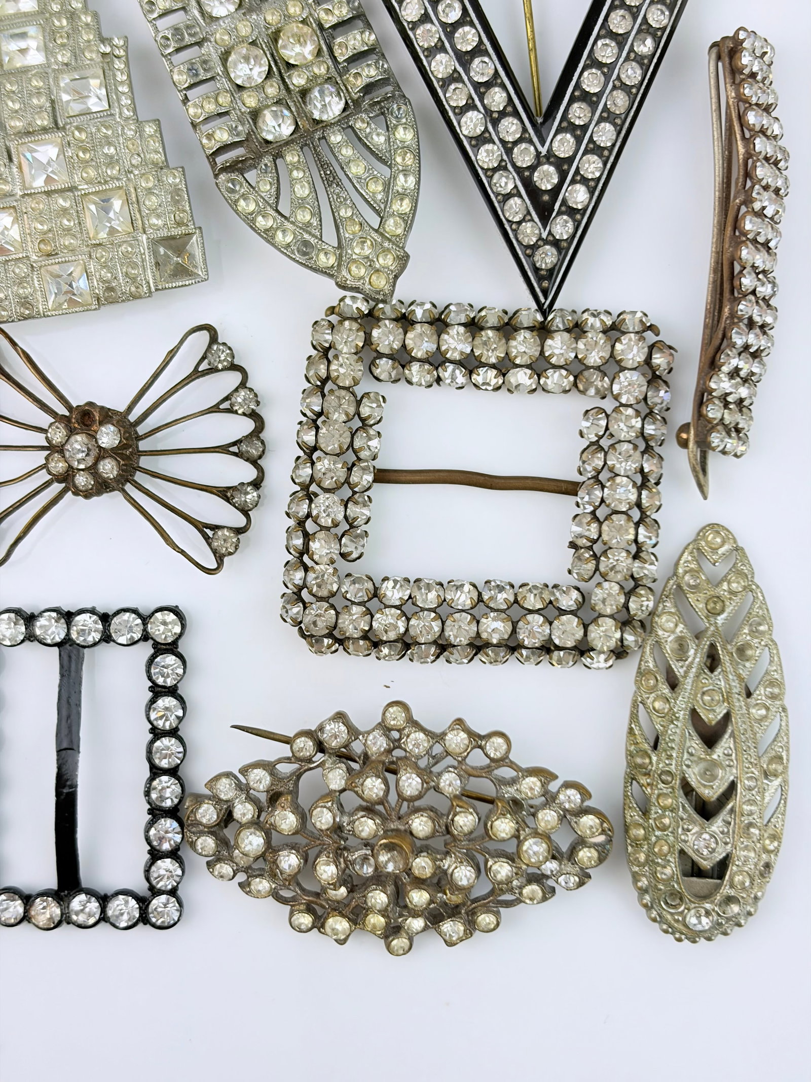 ANTIQUE MIXED LOT OF PASTE JEWELLERY INC NECKLACES - 2