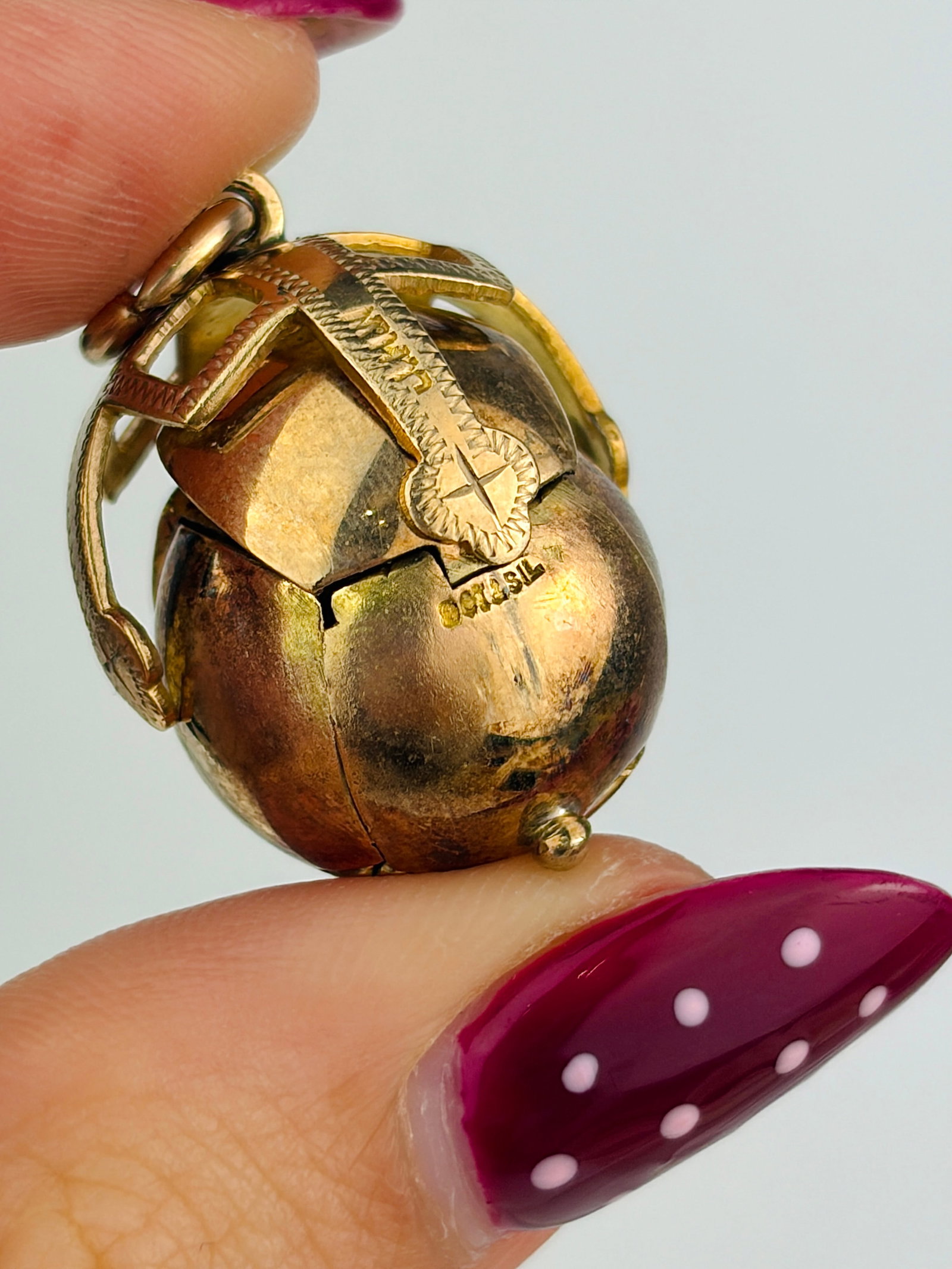 9CT GOLD AND SILVER OPENING MASONIC BALL/CROSS PENDANT - 5