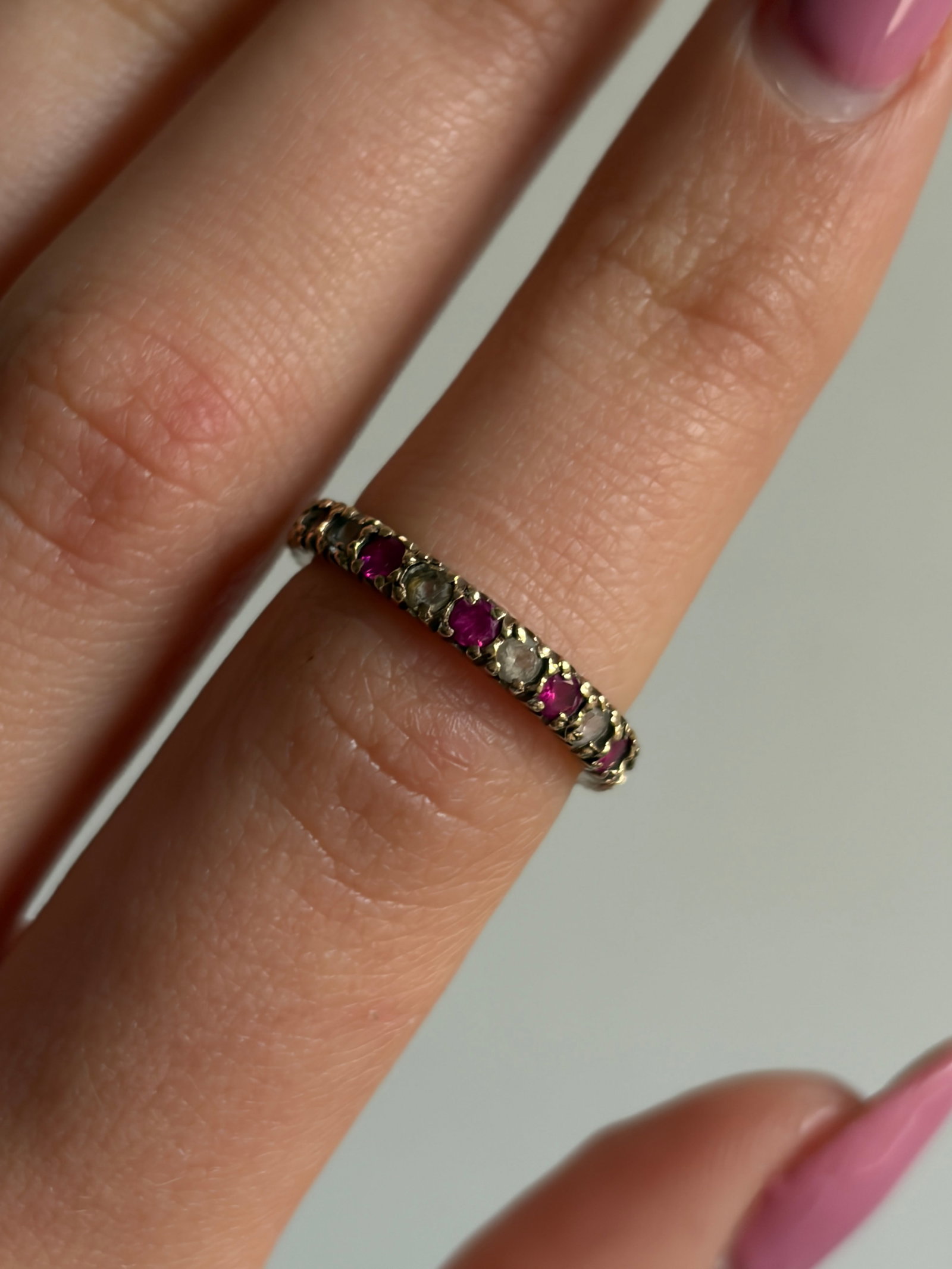 VINTAGE 9CT YELLOW GOLD RUBY AND WHITE SPINEL FULL ETERNITY BAND RING - 8