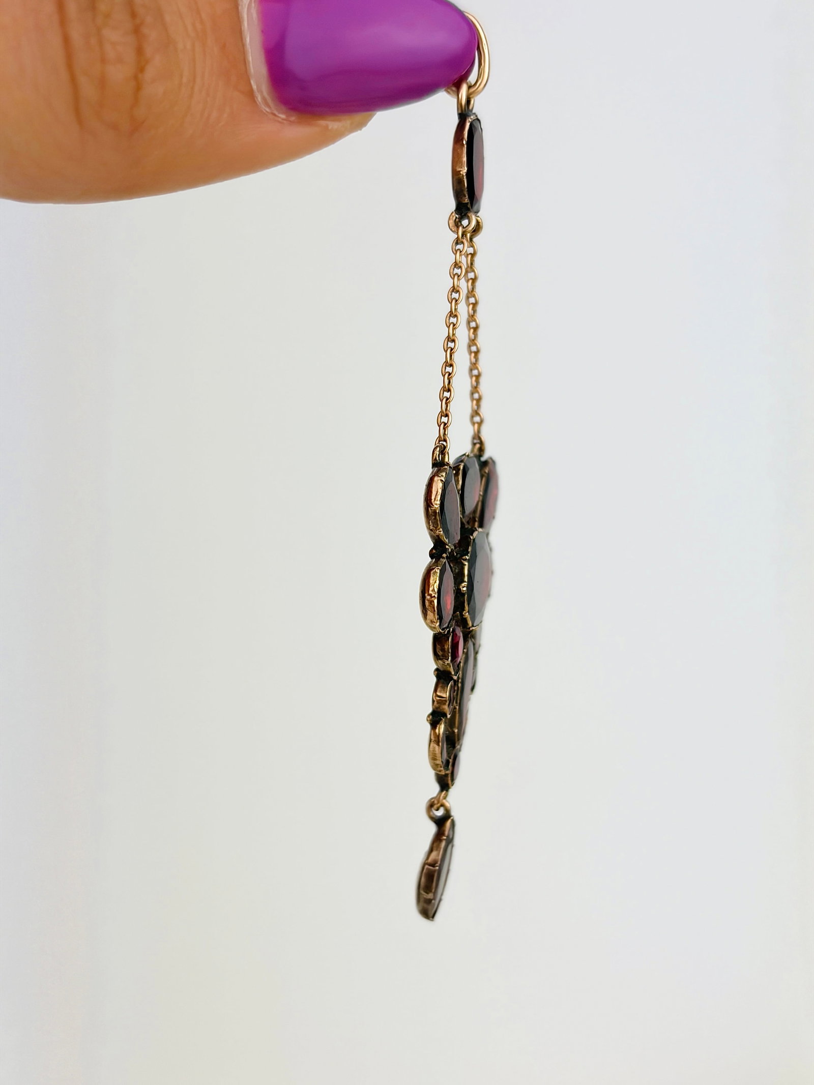 ANTIQUE 15CT GOLD FLAT CUT GARNET PRETTY PENDANT - 8