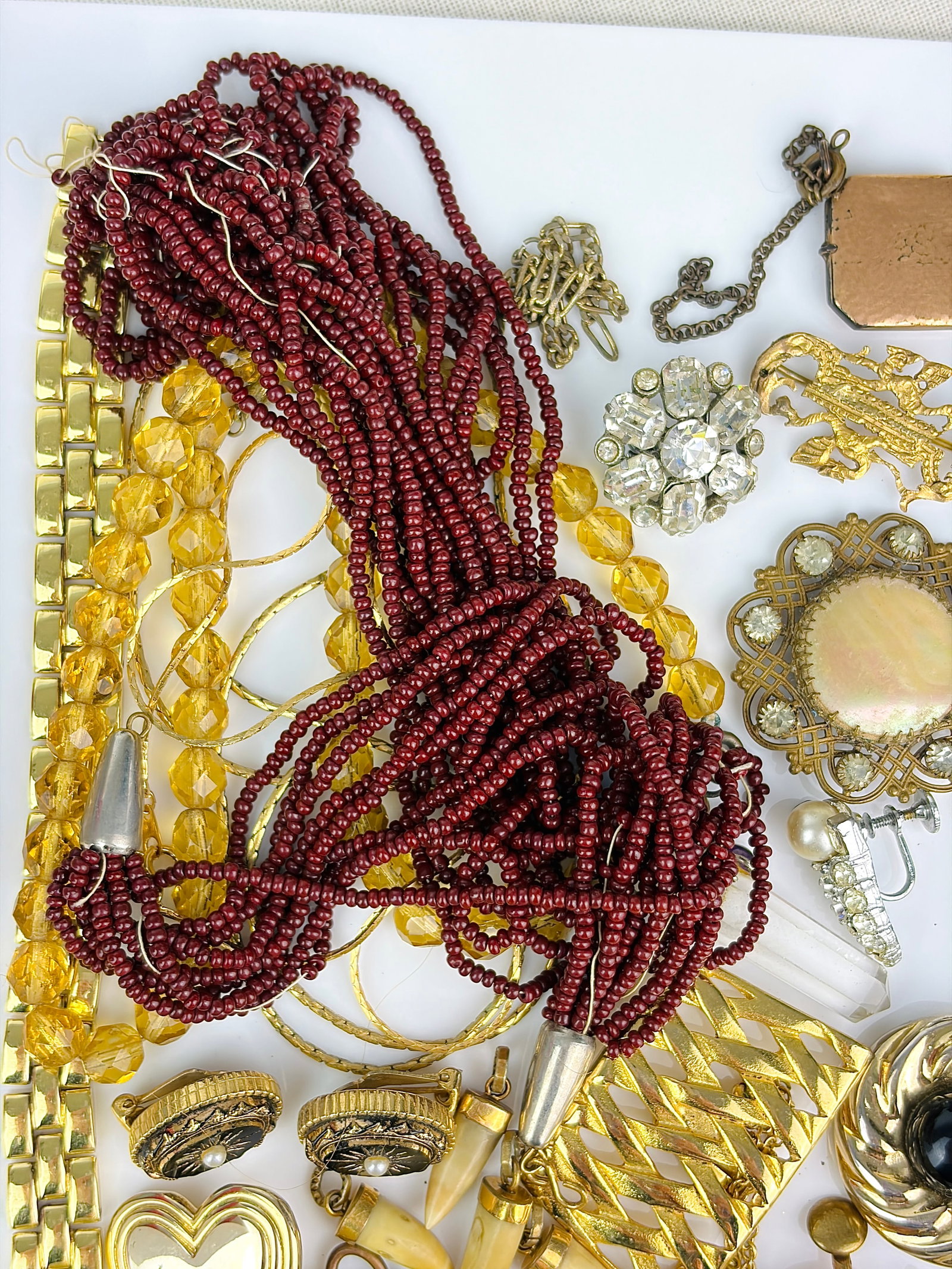 MIXED LOT BROOCHES, EARRINGS, BEADS ETC - 5