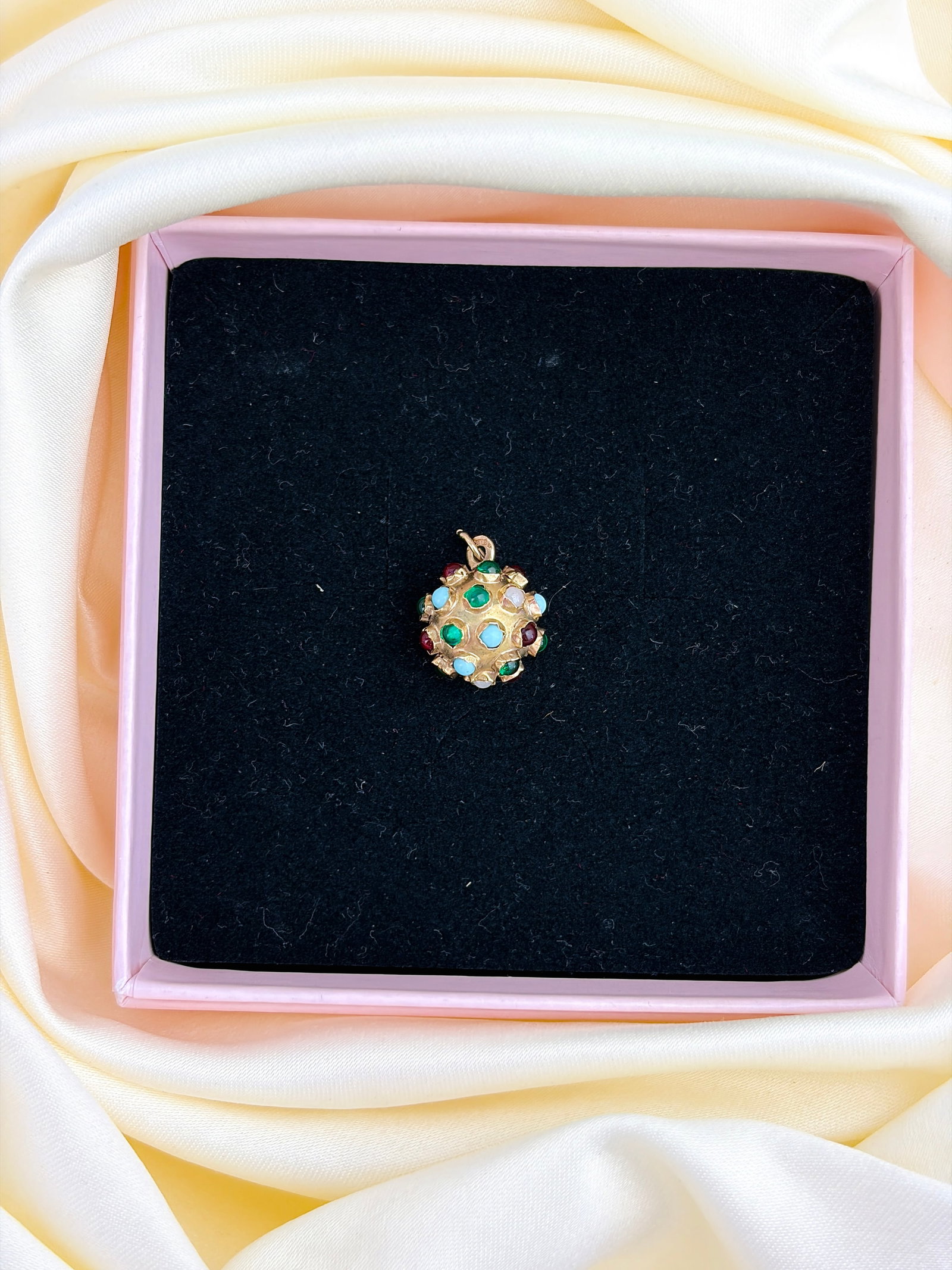 VINTAGE 9CT YELLOW GOLD GEMSET SPUTNIK CHARM/PENDANT - 7