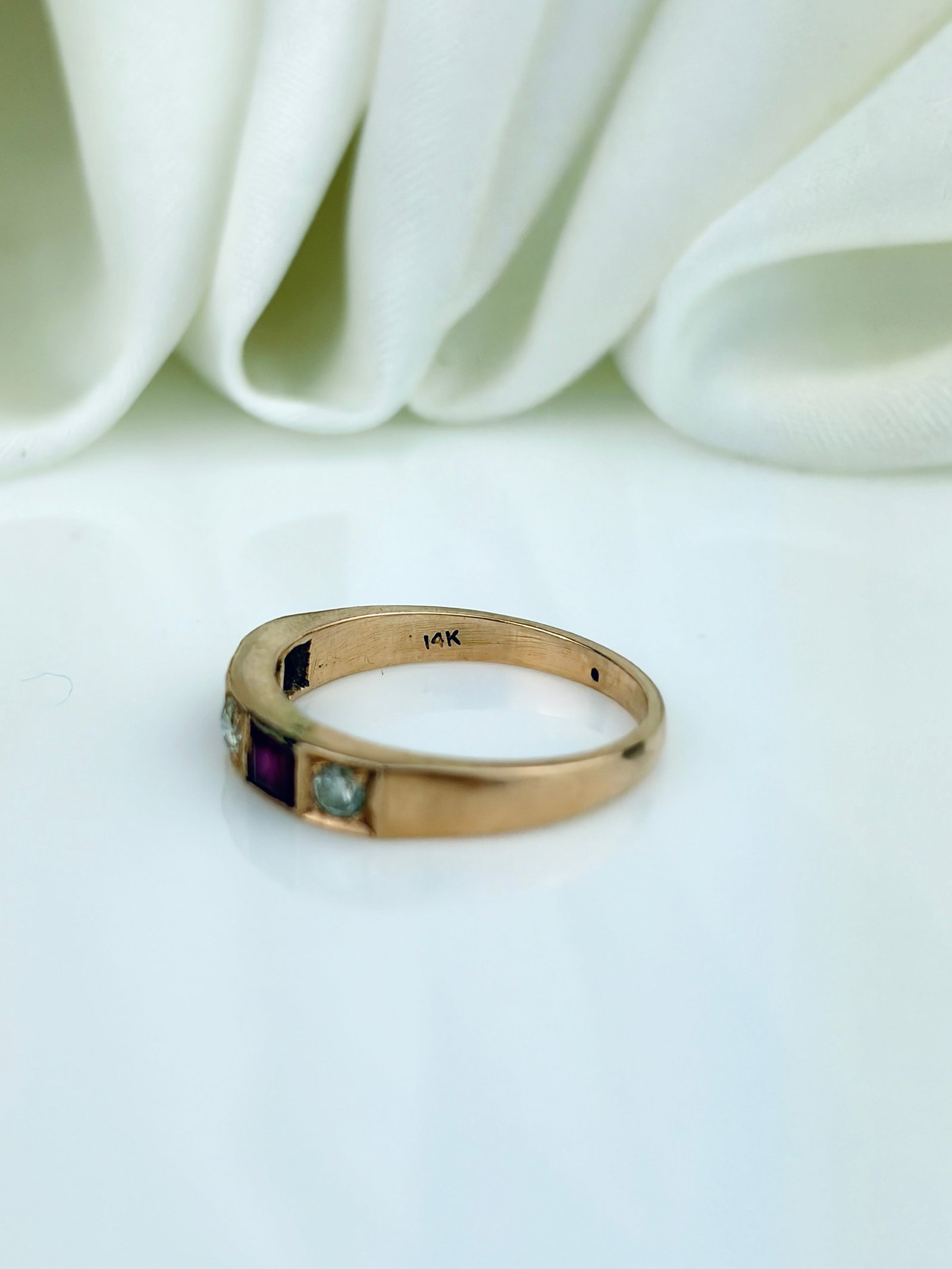 VINTAGE 14CT YELLOW GOLD RUBY AND DIAMOND HALF HOOP PINKY RING - 4