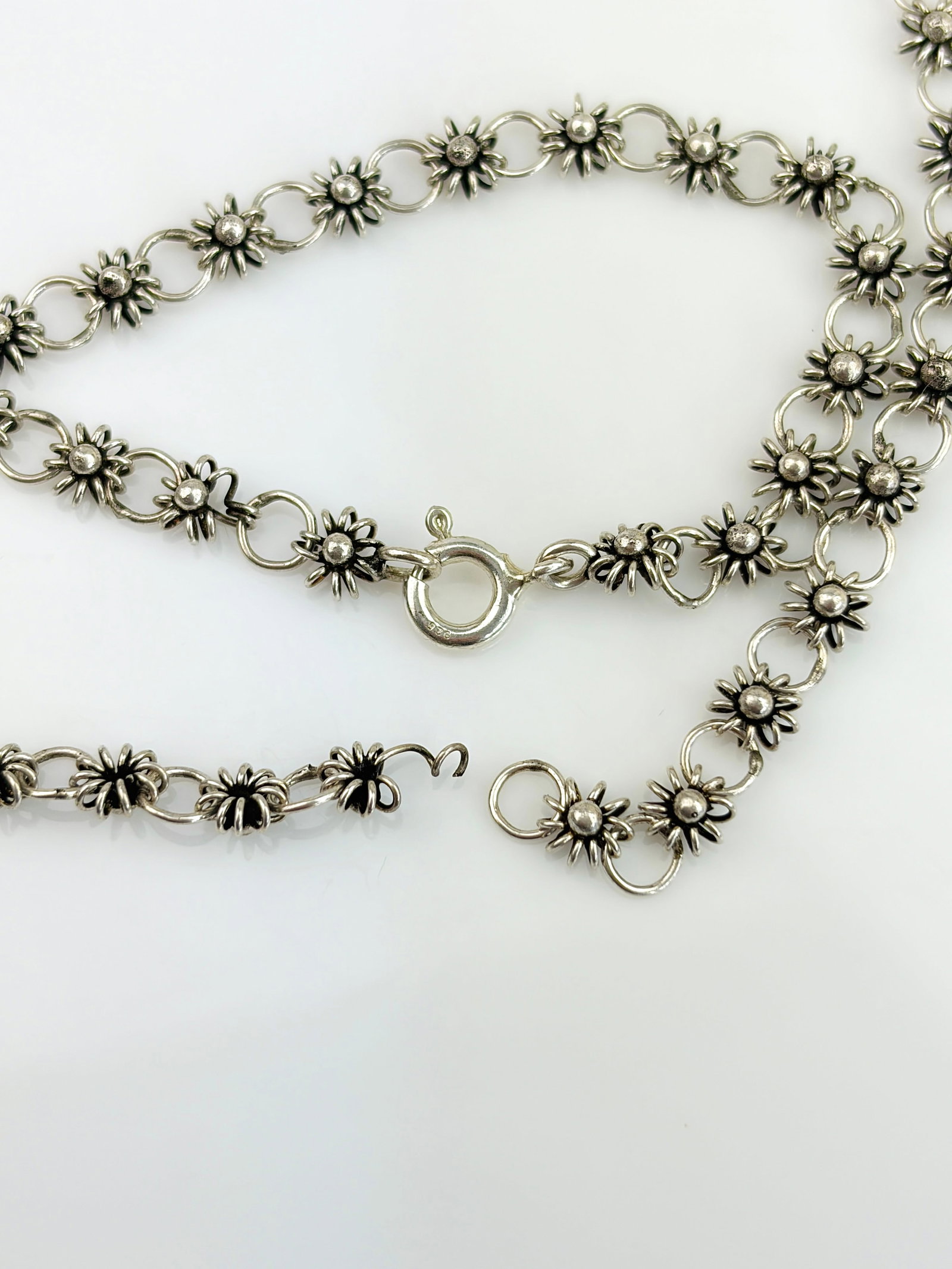 MIXED LOT SILVER AND MARCASITE NECKLACE ETC - 3