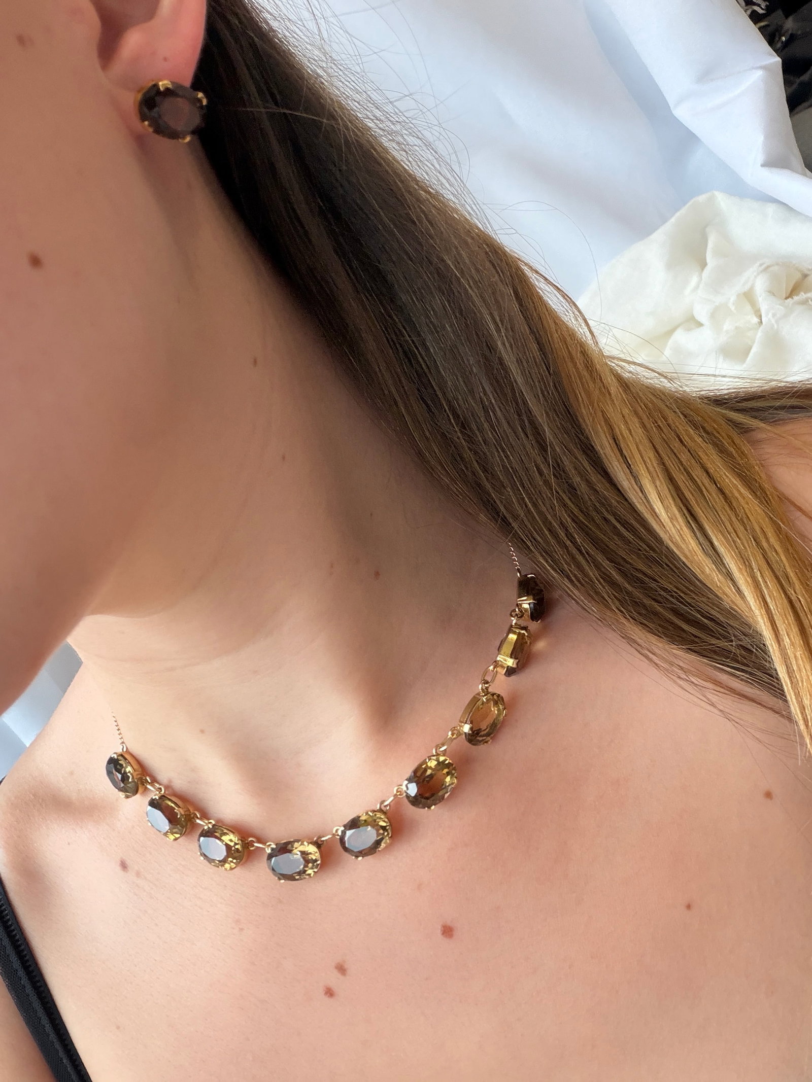 VINTAGE 9CT YELLOW GOLD SMOKEY QUARTZ NECKLACE AND EARRINGS SUITE - 13