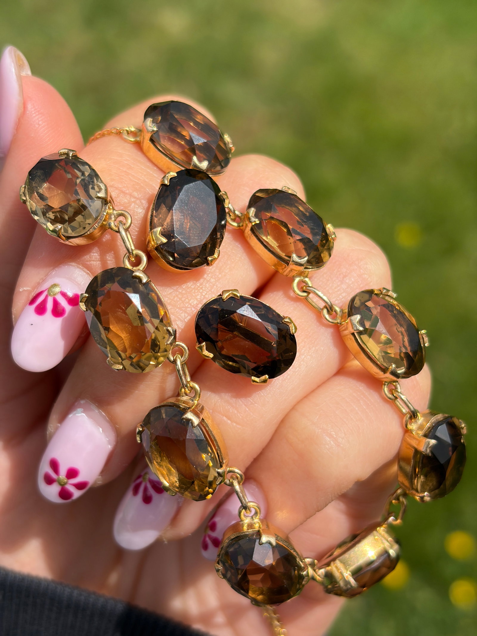 VINTAGE 9CT YELLOW GOLD SMOKEY QUARTZ NECKLACE AND EARRINGS SUITE - 14