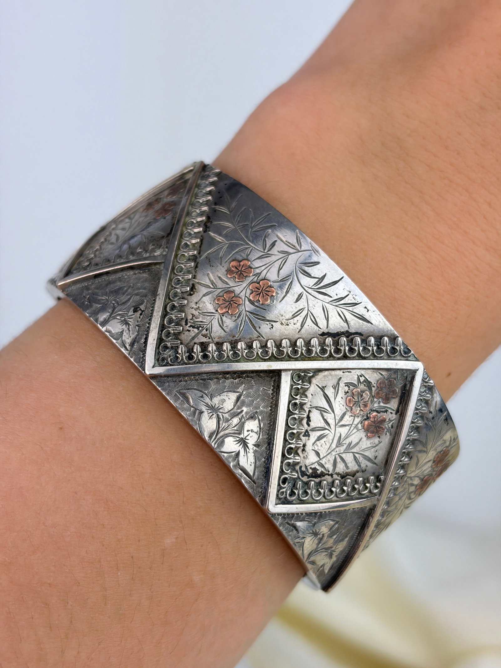 CHUNKY ANTIQUE VICTORIAN FLORAL SILVER BANGLE WITH GOLD OVERLAY - 7