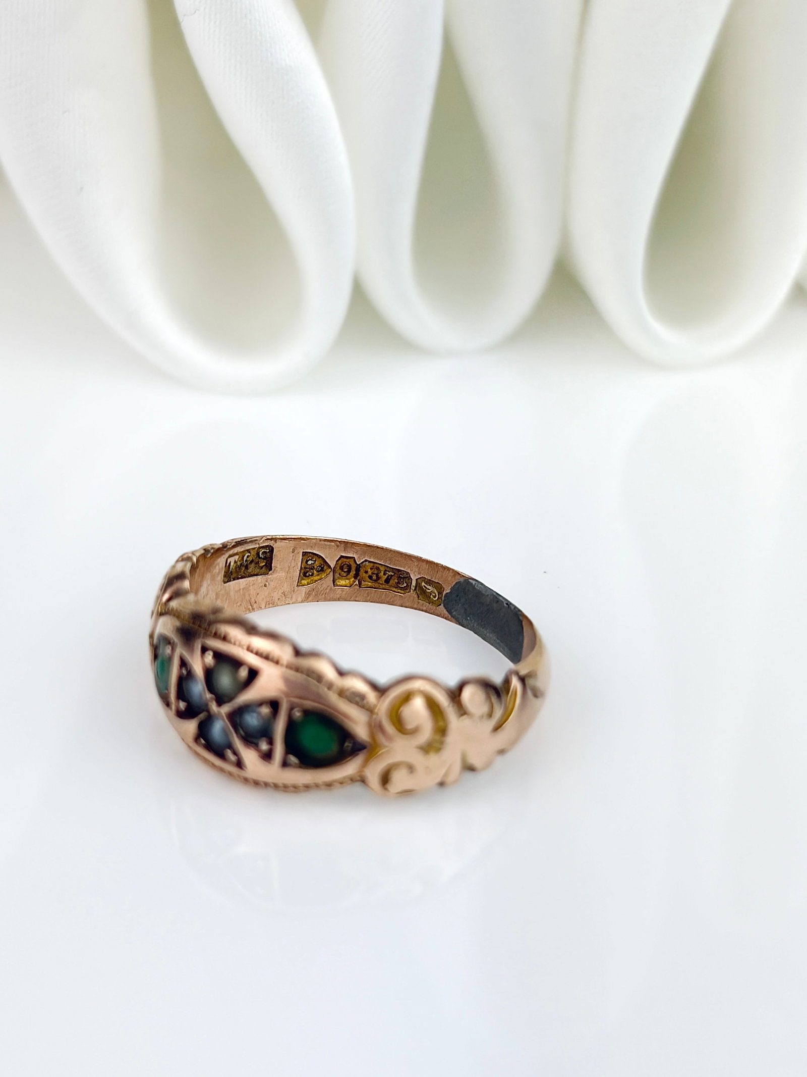 ANTIQUE EDWARDIAN TURQUOISE AND PEARL ORNATE RING IN 9CT GOLD - 4