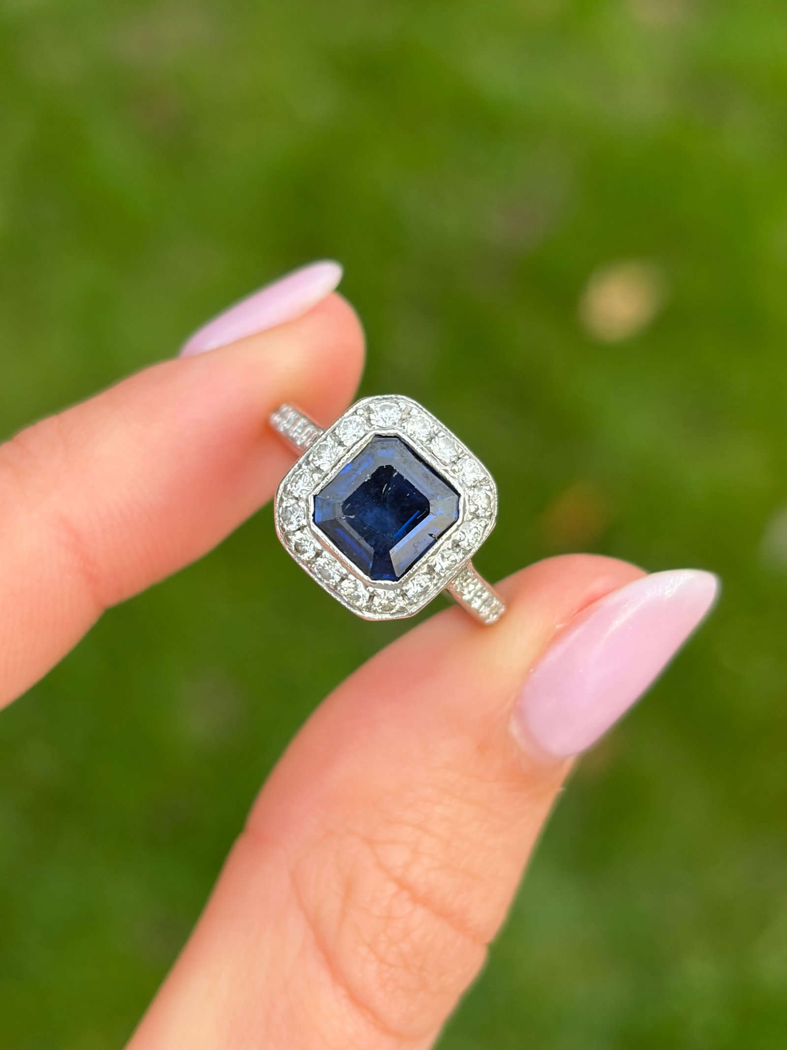 Vintage Sapphire and Diamond Encrusted 18ct White Gold Panel Ring - 10