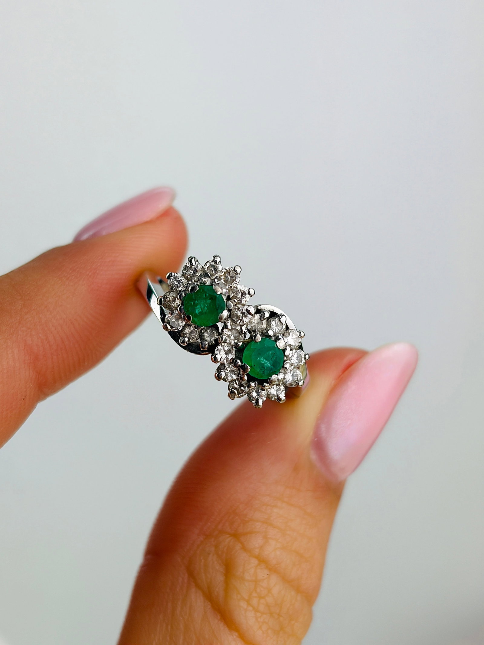 Vintage 18 Carat White Gold Emerald and Diamond Double Cluster Ring - 5