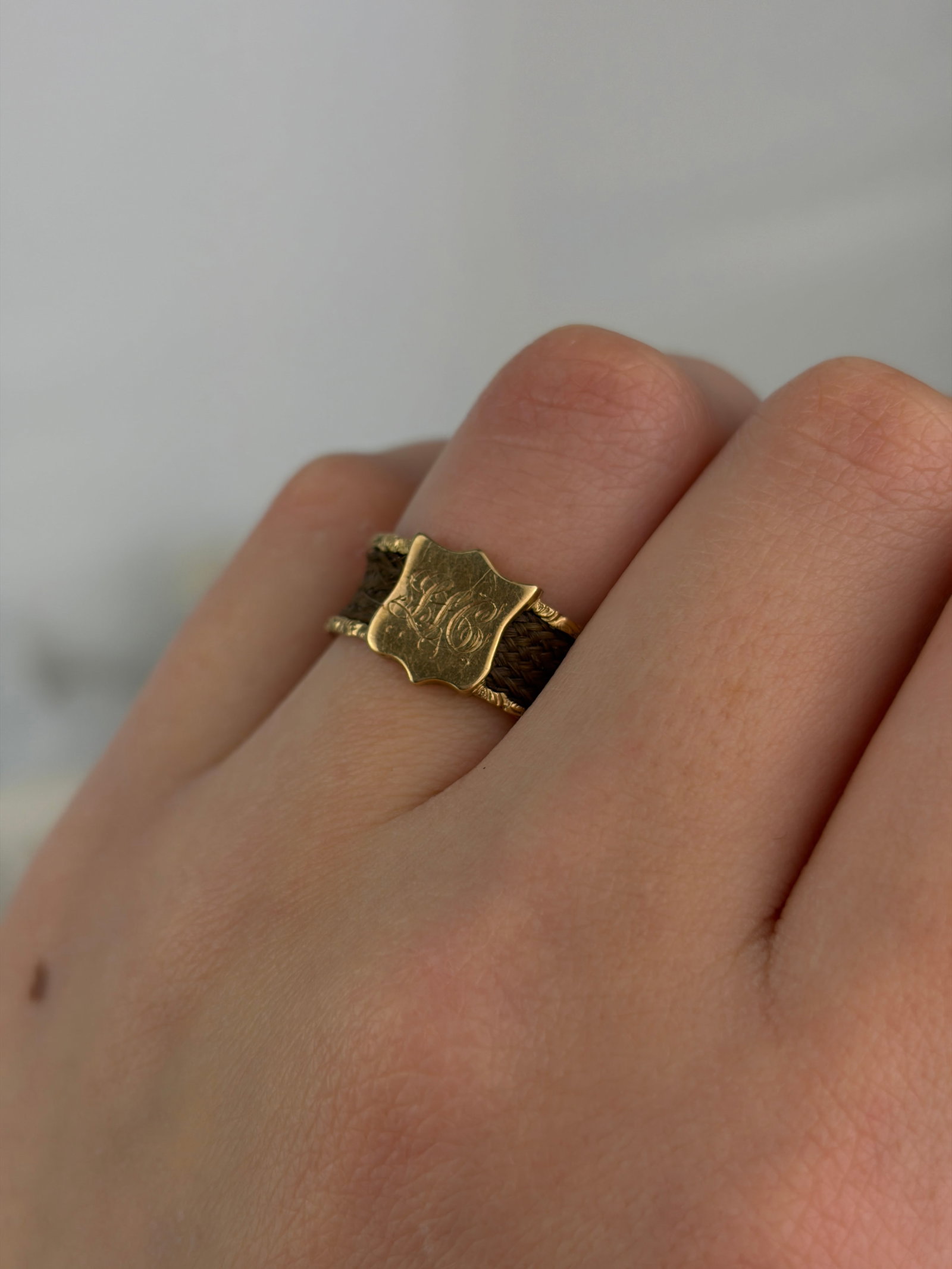 antique gold and hair 'LH' memorial wide band ring - 9