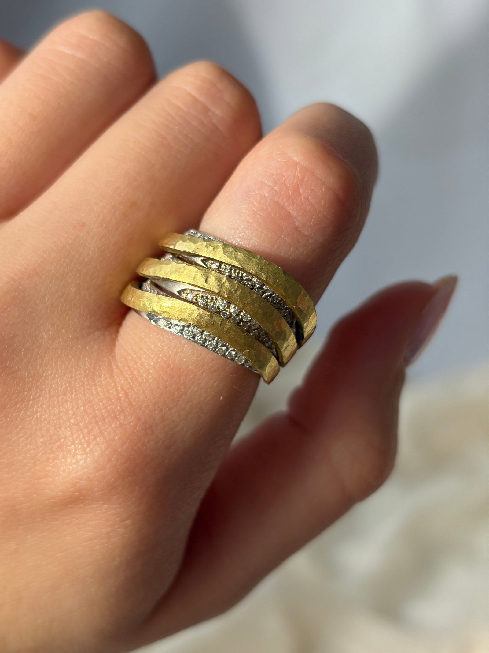 heavy Modern Style 18ct White Gold and Yellow Gold multi row Diamond band Ring - 7